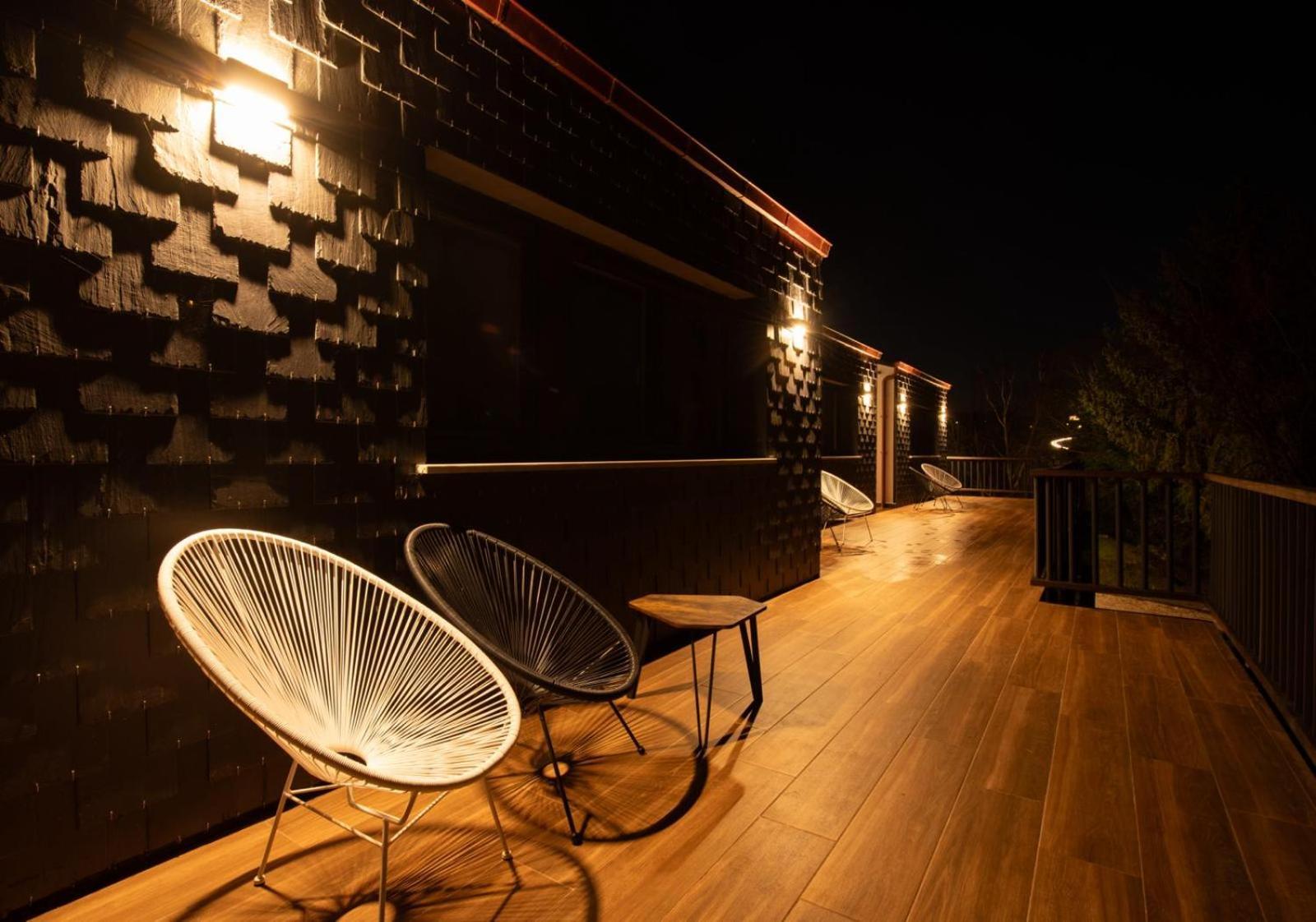 Garden Rock Apartment Tonanes