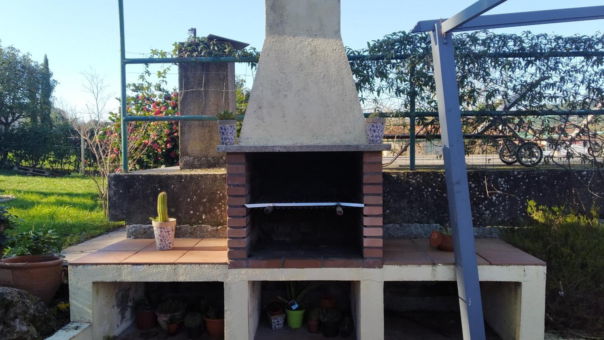 Casa Iriana - Parking Gratis I Jardin I Barbacoa *