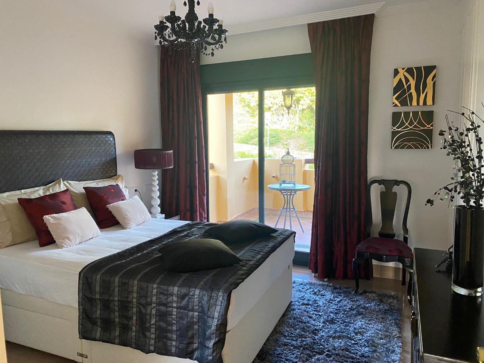 Apartment Sunny Retreat With Stunning View Sotogrande