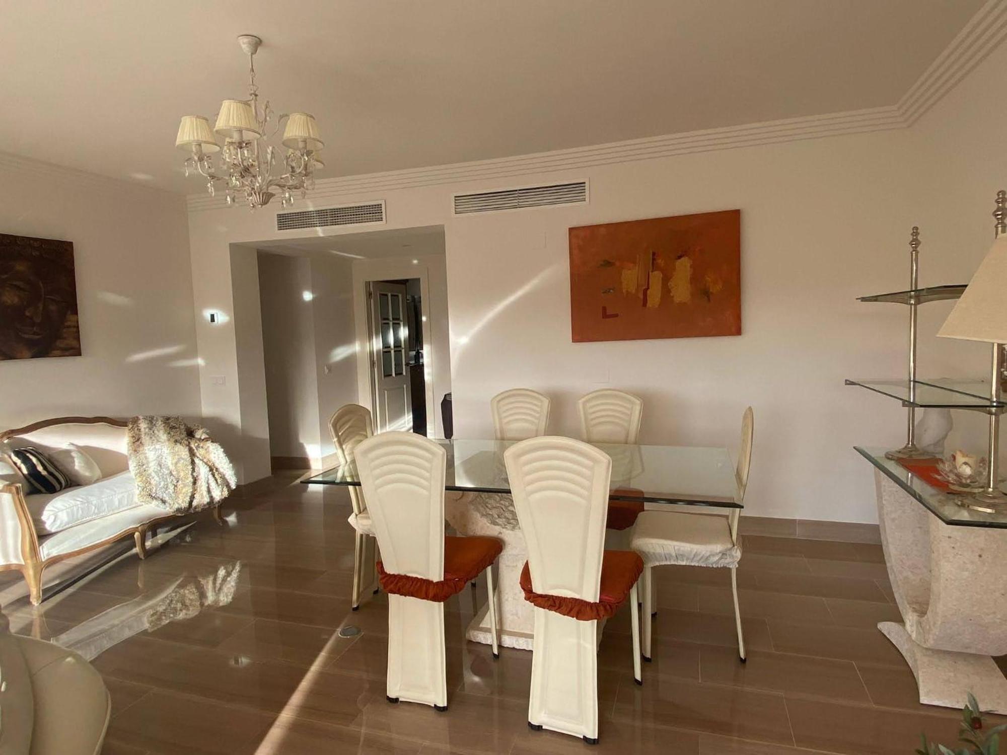 Apartment Sunny Retreat With Stunning View *