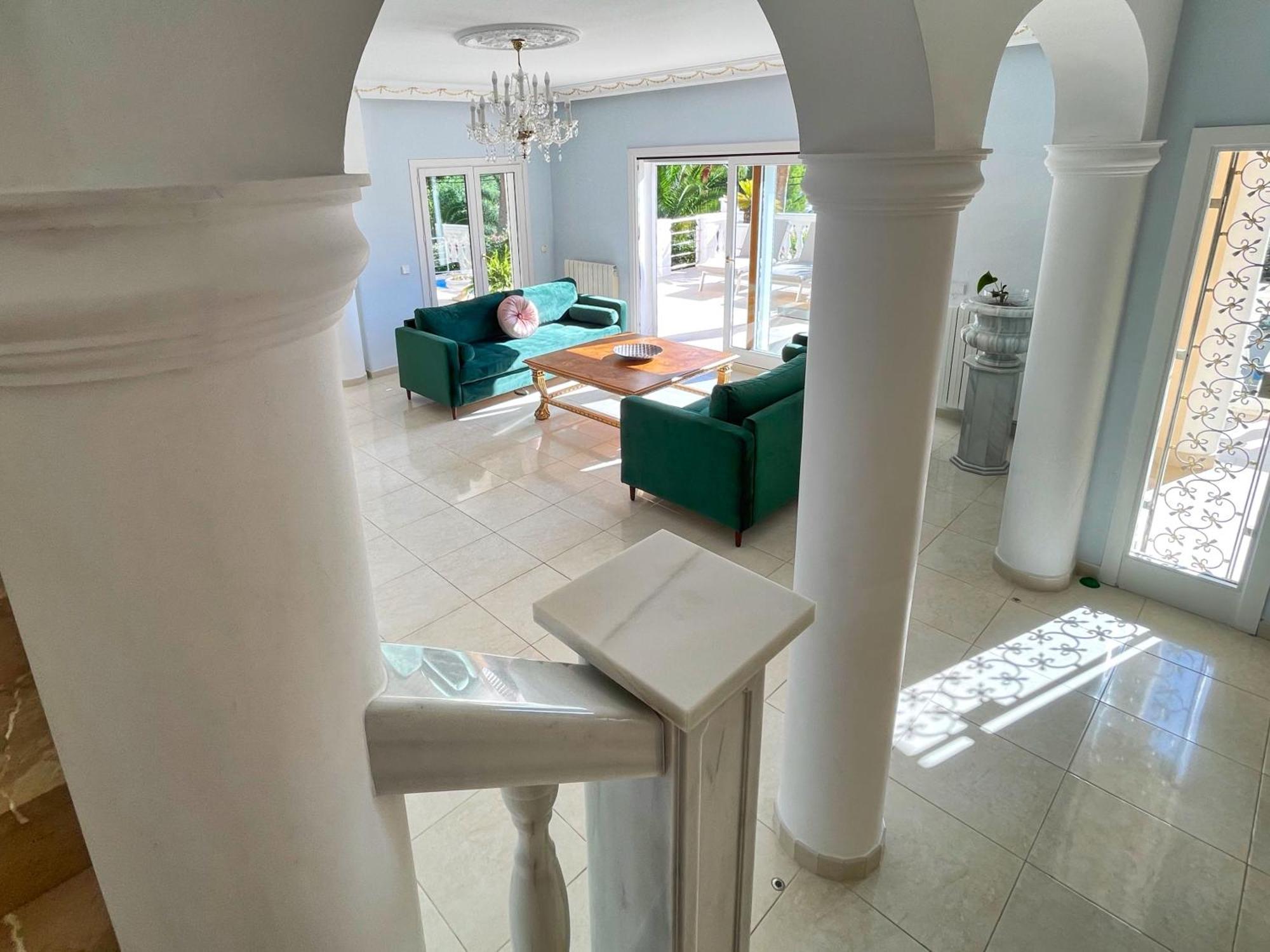 Villa Exklusive In Paguera Fuer Bis Zu 8 Personen, Mit Meerblick Und Pool