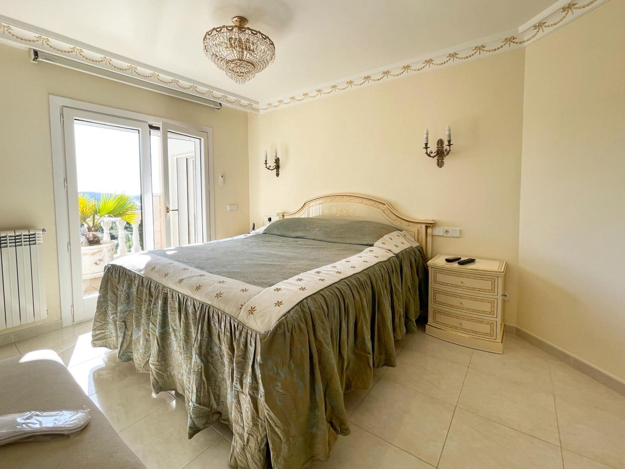 Exklusive In Paguera Fuer Bis Zu 8 Personen, Mit Meerblick Und Pool Villa *