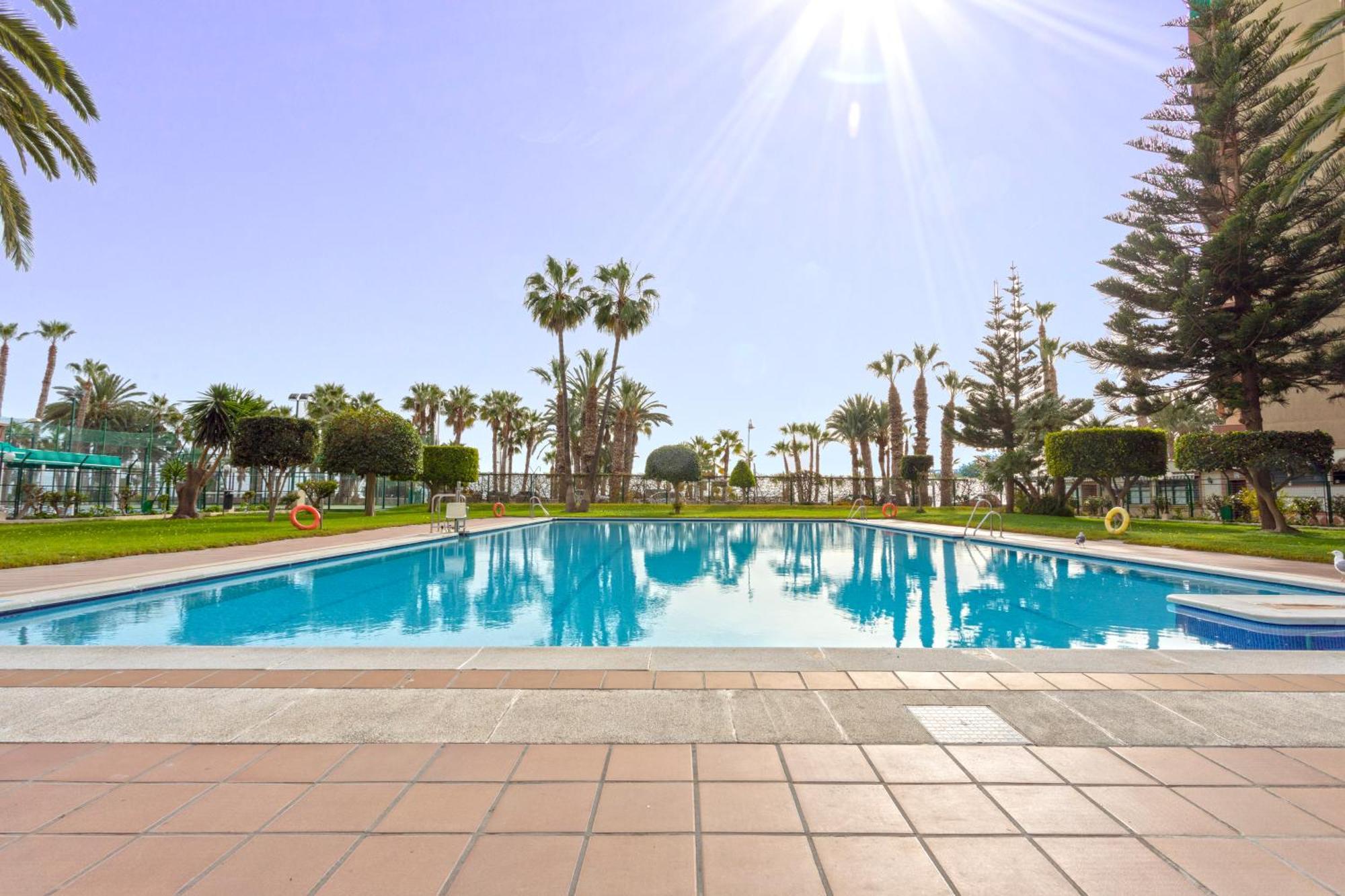 1003 - Seafront On El Paseo - Air Conditionning - Wi-fi - Smart Tv Apartamento *