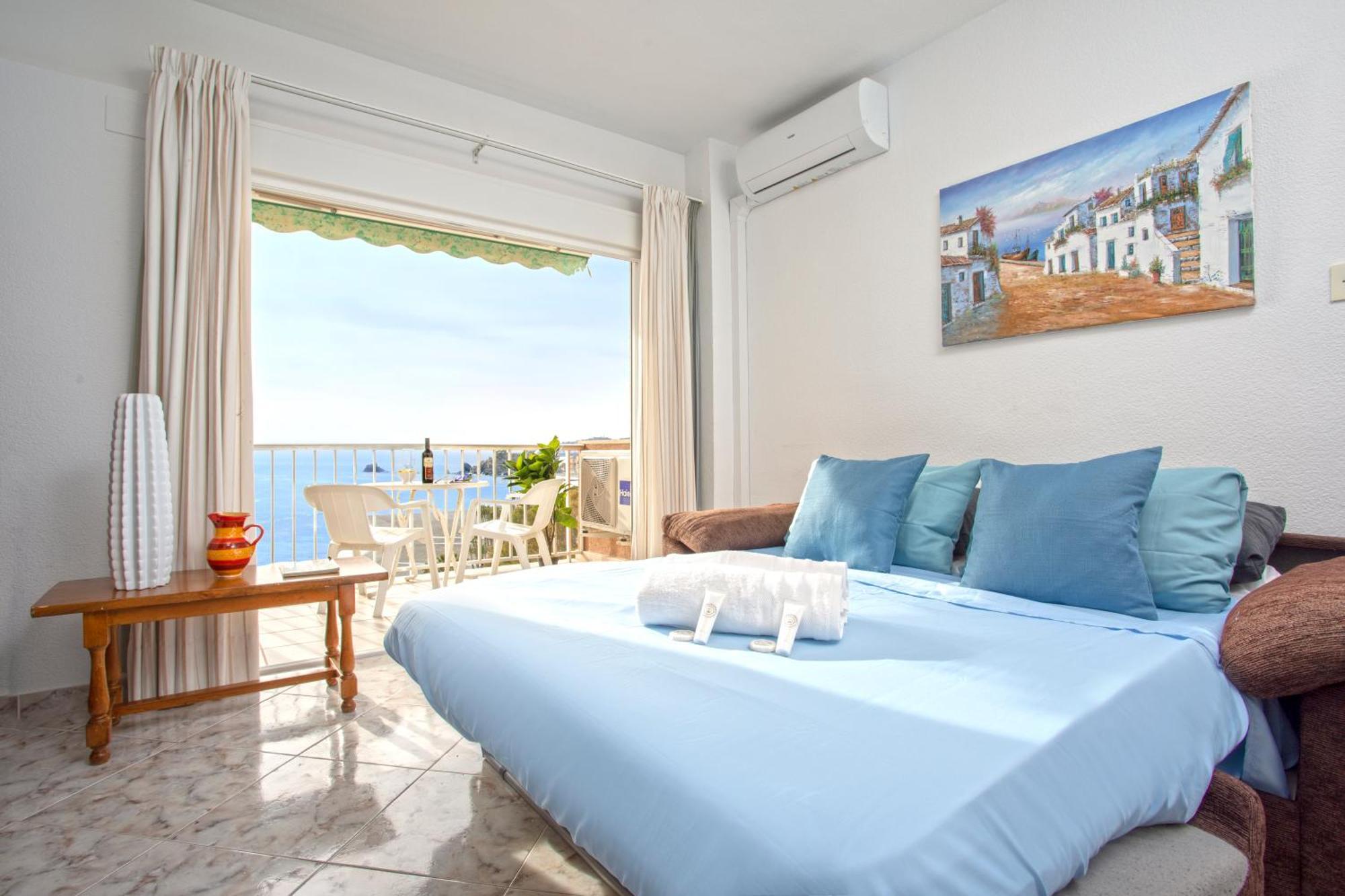 1003 - Seafront On El Paseo - Air Conditionning - Wi-fi - Smart Tv *