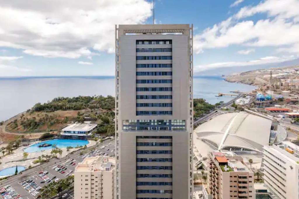 Tower High Suite, Panoramic View Apartamento *