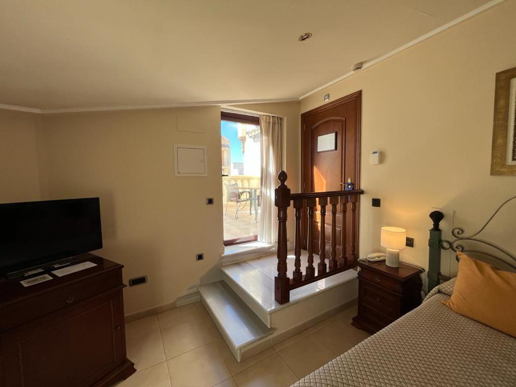 Hotel Kazar 4*