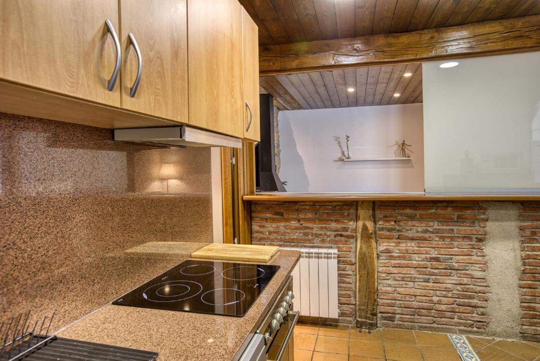 Nastura Casa Rural L'art Country house *