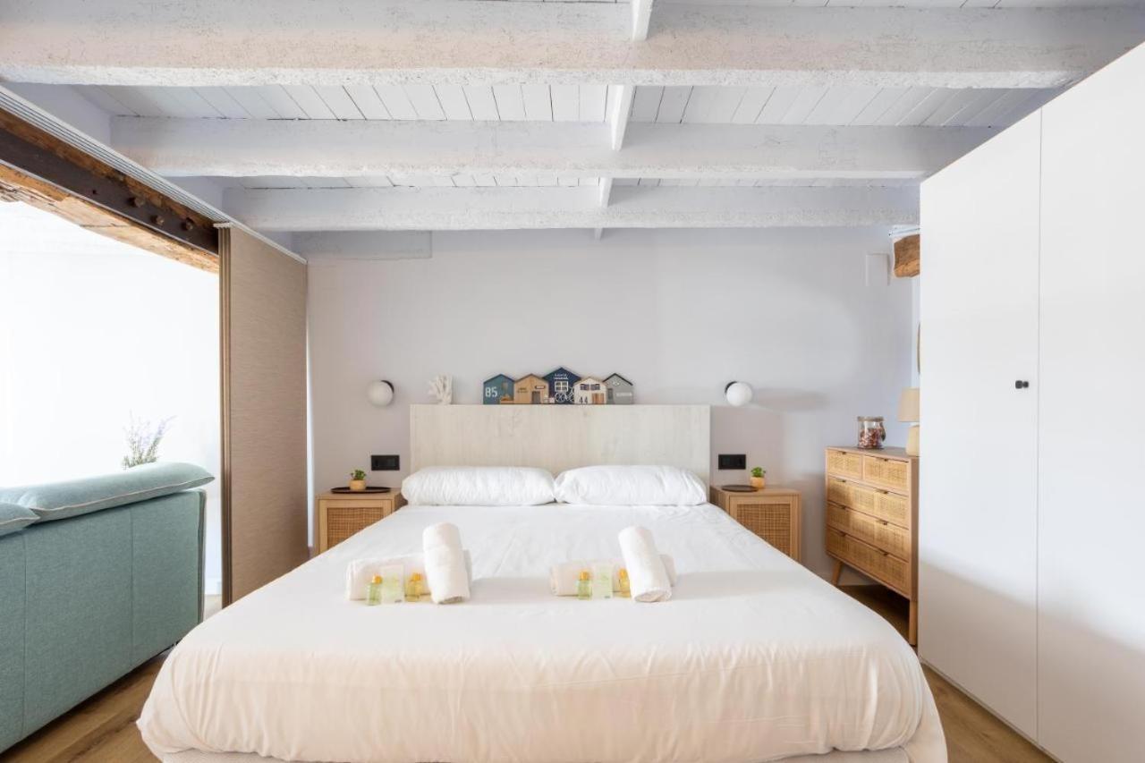 Apartment Port