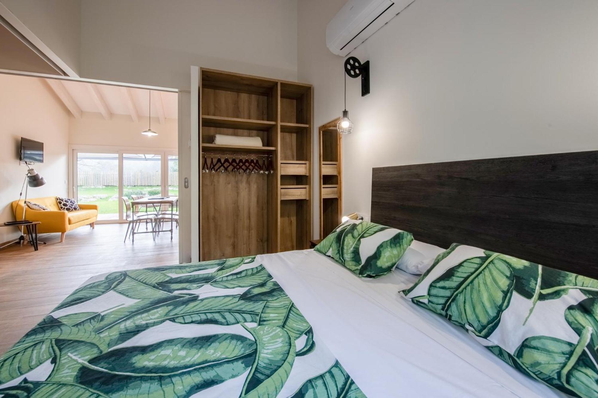 Garden Rock Apartment *
