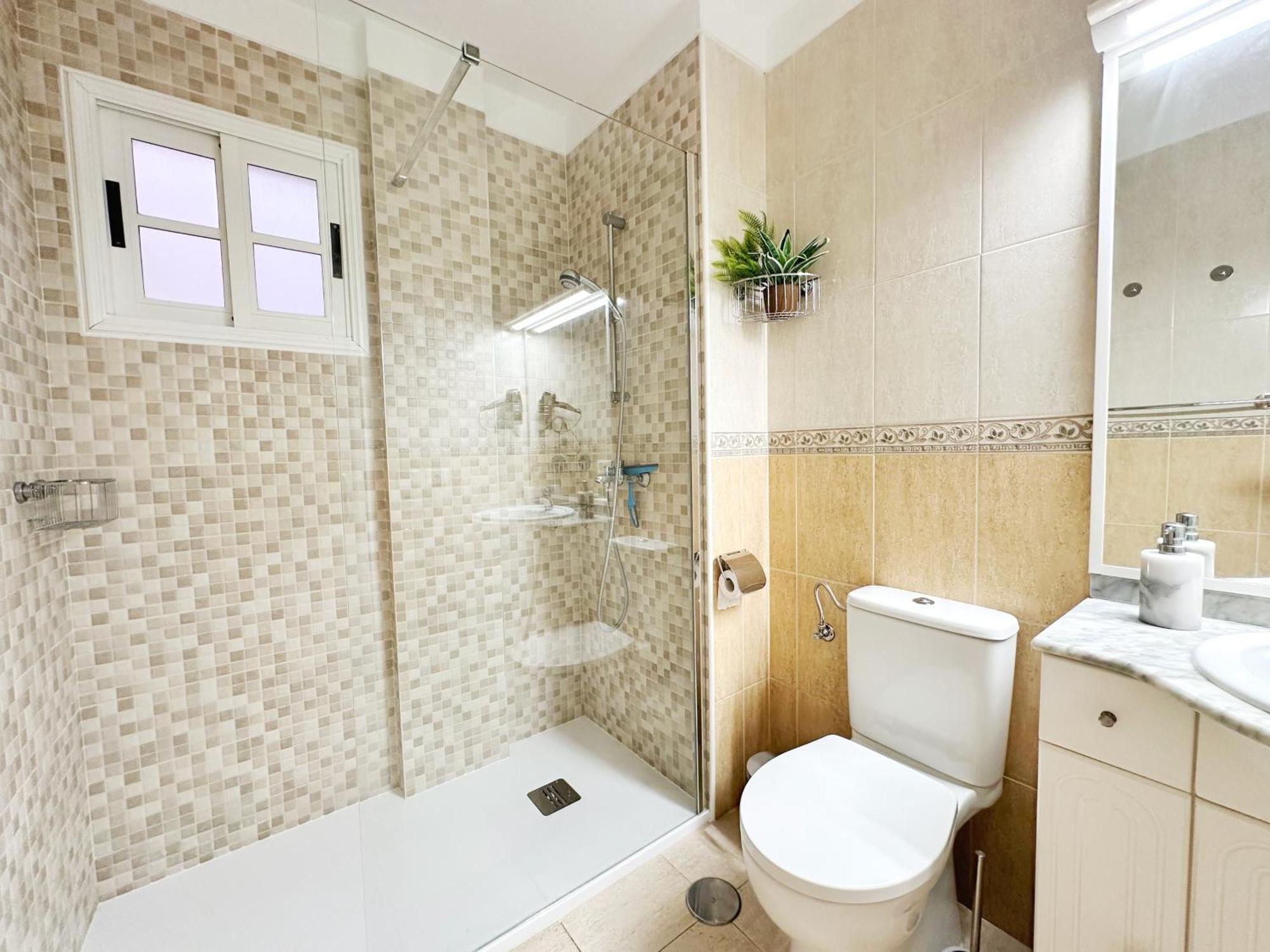 Apartamento !!! Relaxing View, The Heights With Terrace And Heated Pools, Cristianos Los Cristianos (Tenerife)