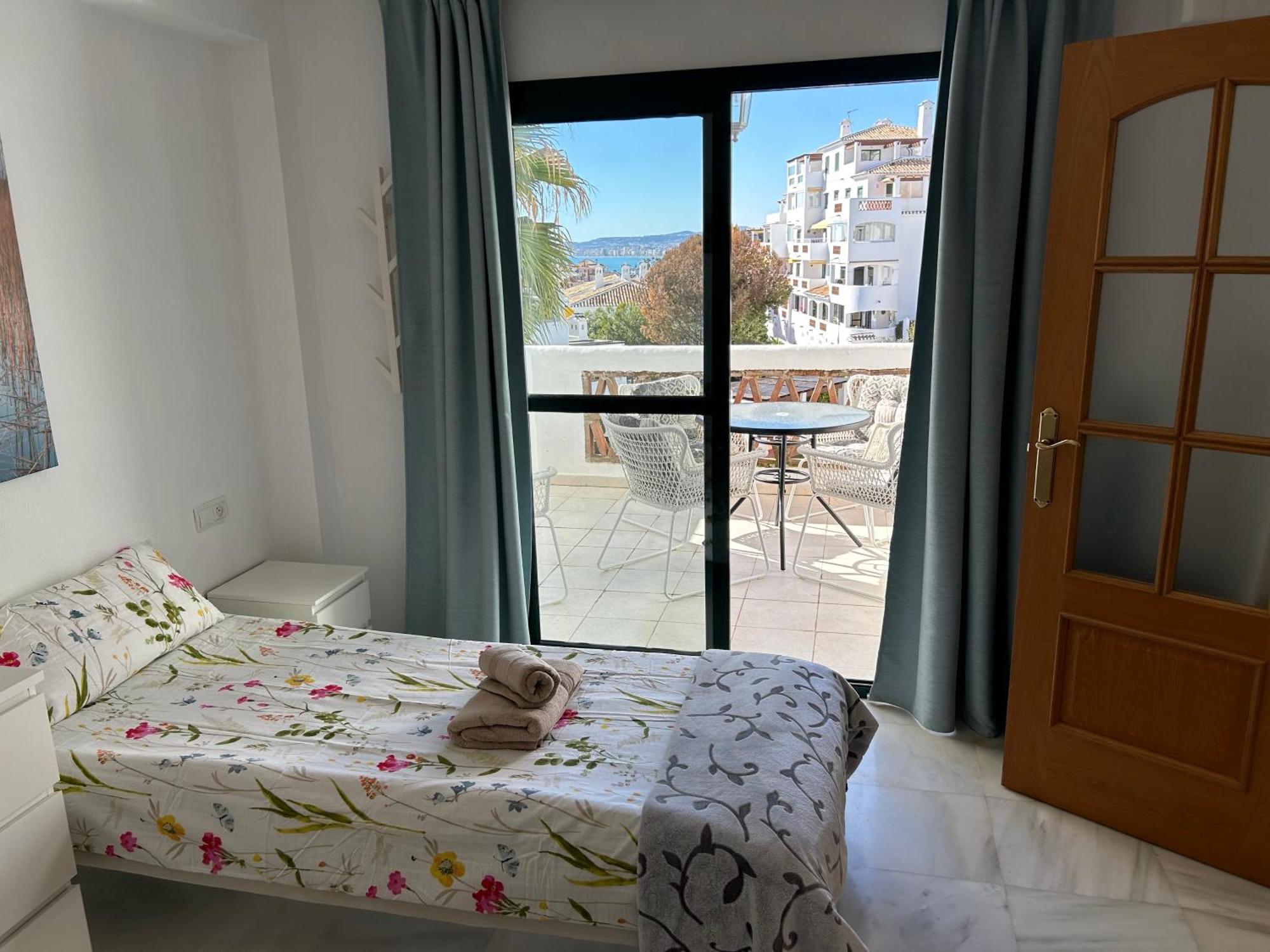 Casa Fortune Sleeps 4 Apartment