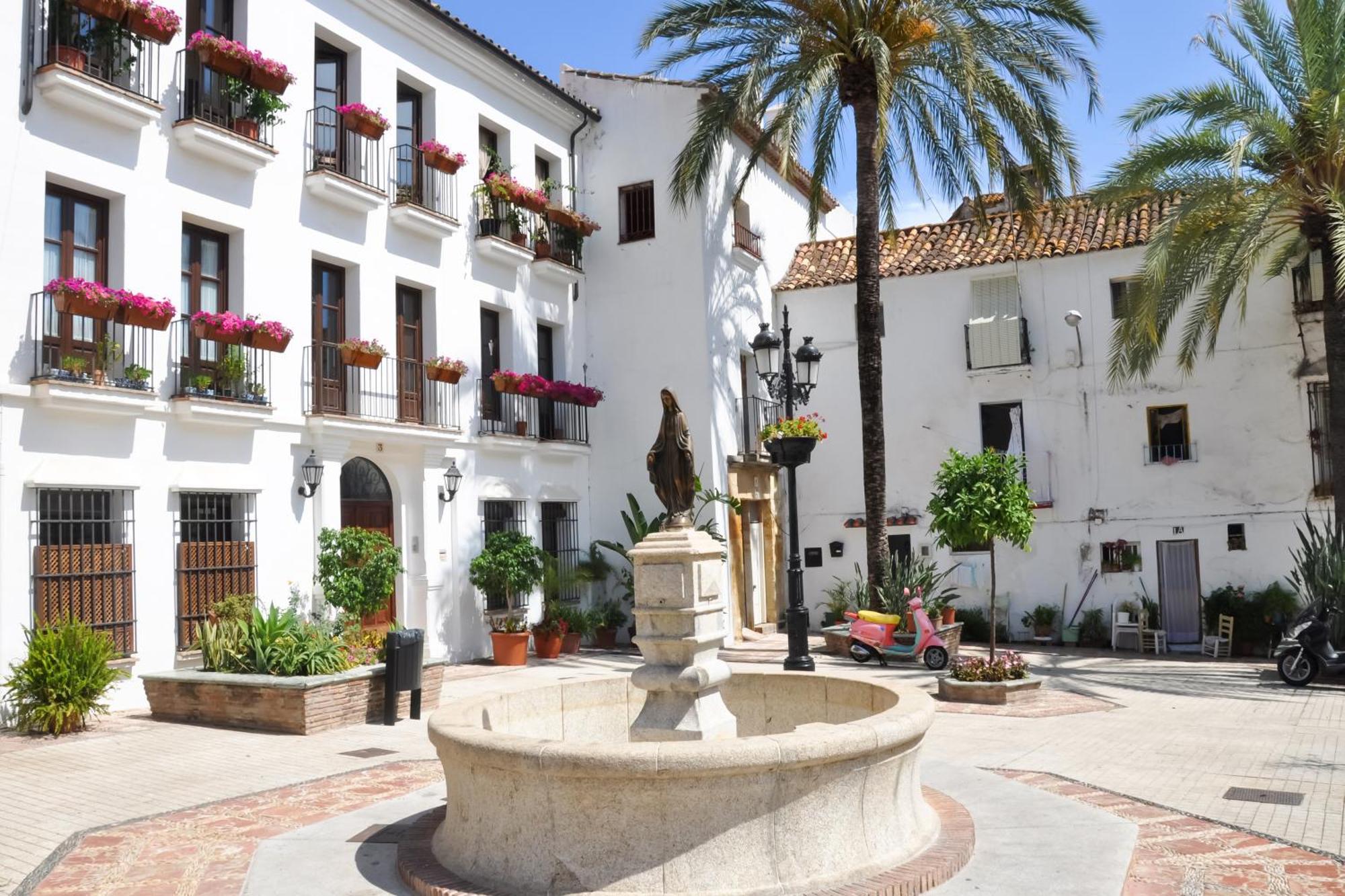 Reserva De Marbella- Happy
