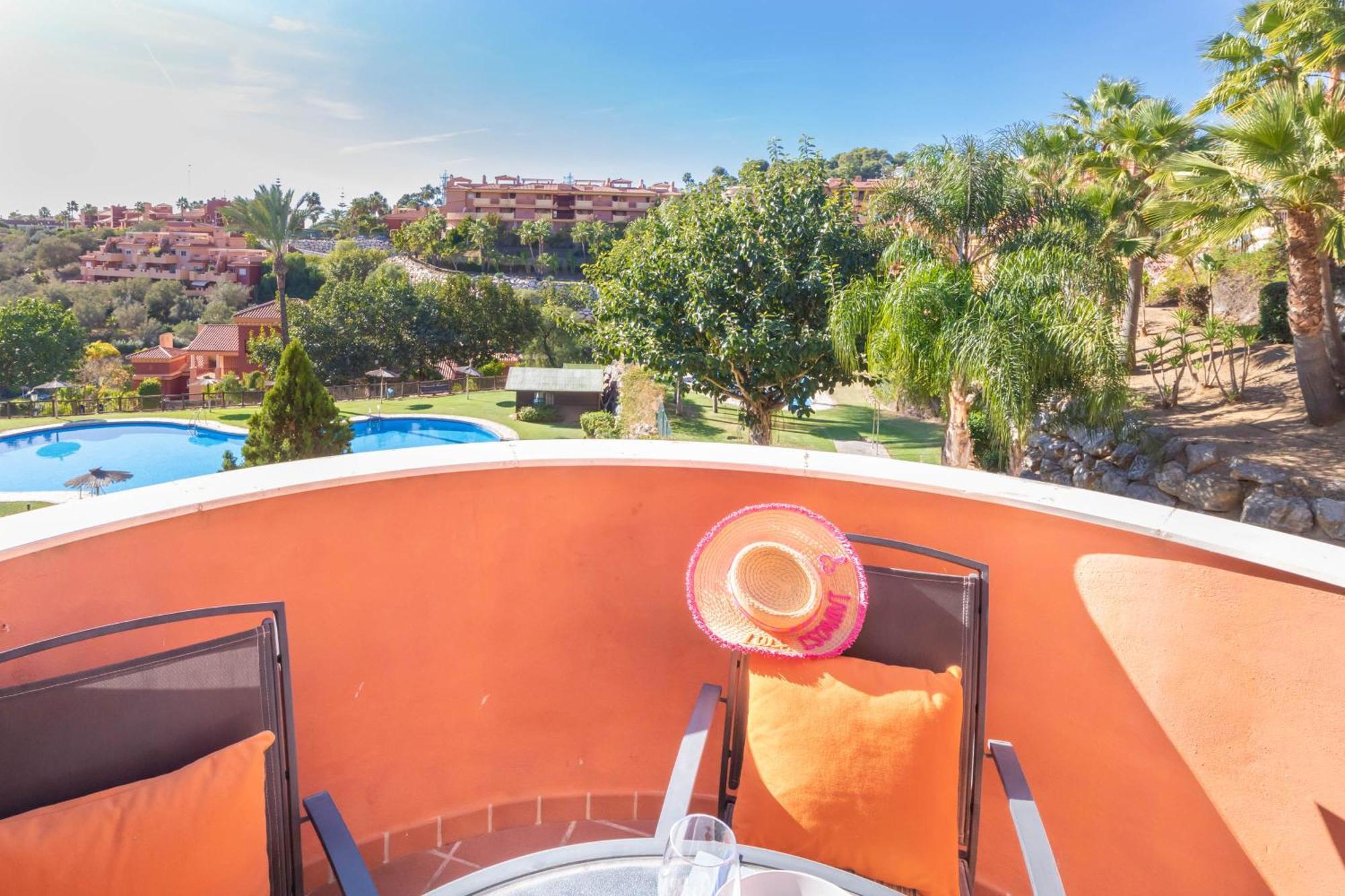 Apartment Reserva De Marbella- Happy *