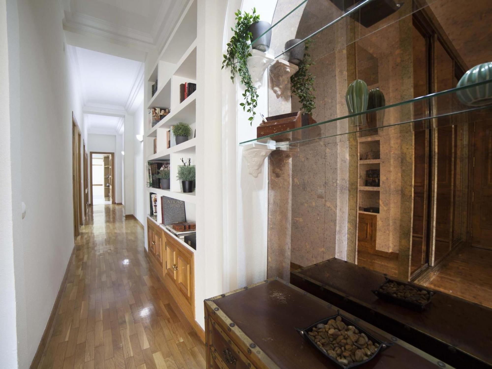 Teatro ~ Apartamento Alicante