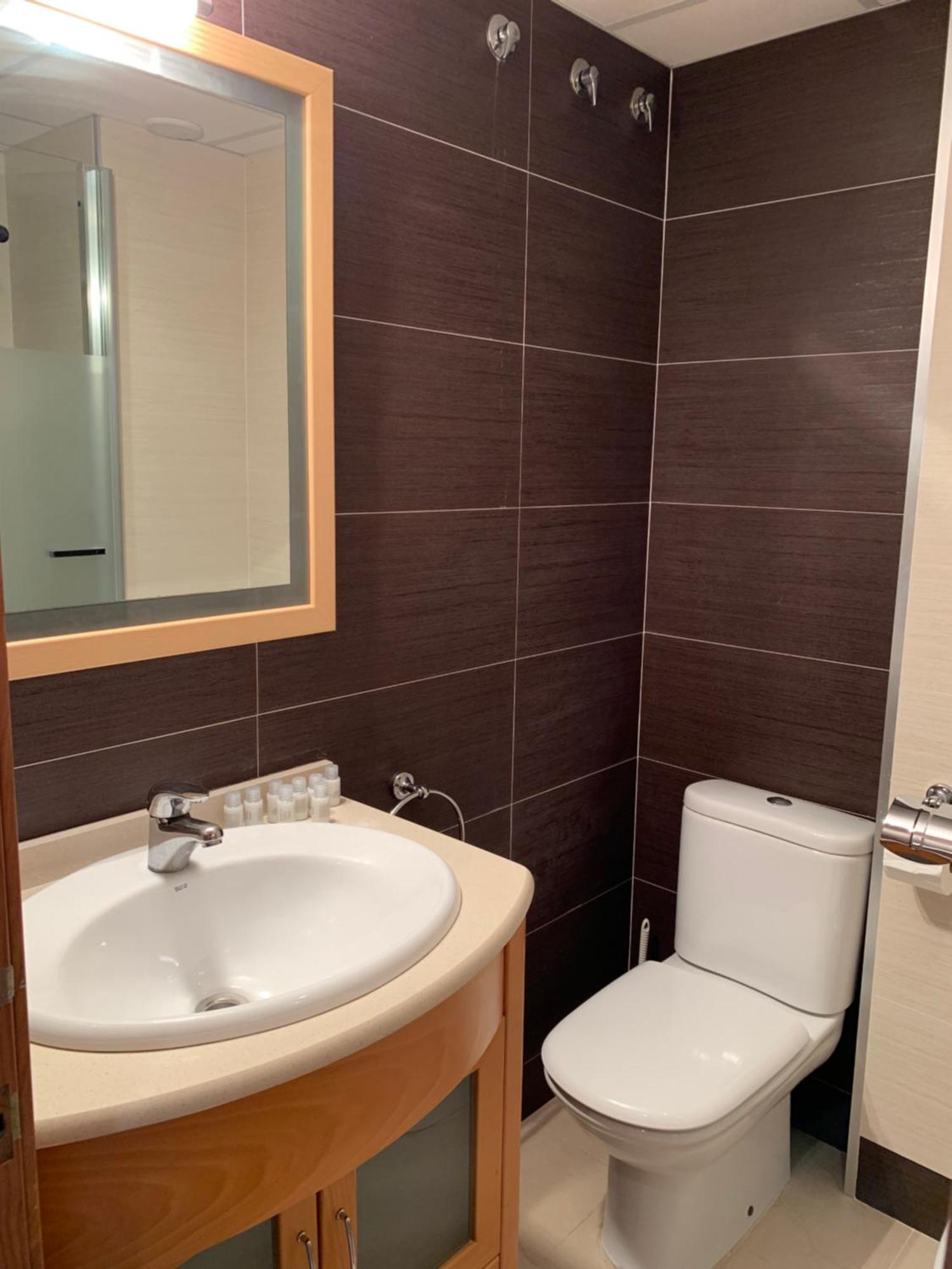 Apartamento Con Espectacular Terraza Frente Al Mar *