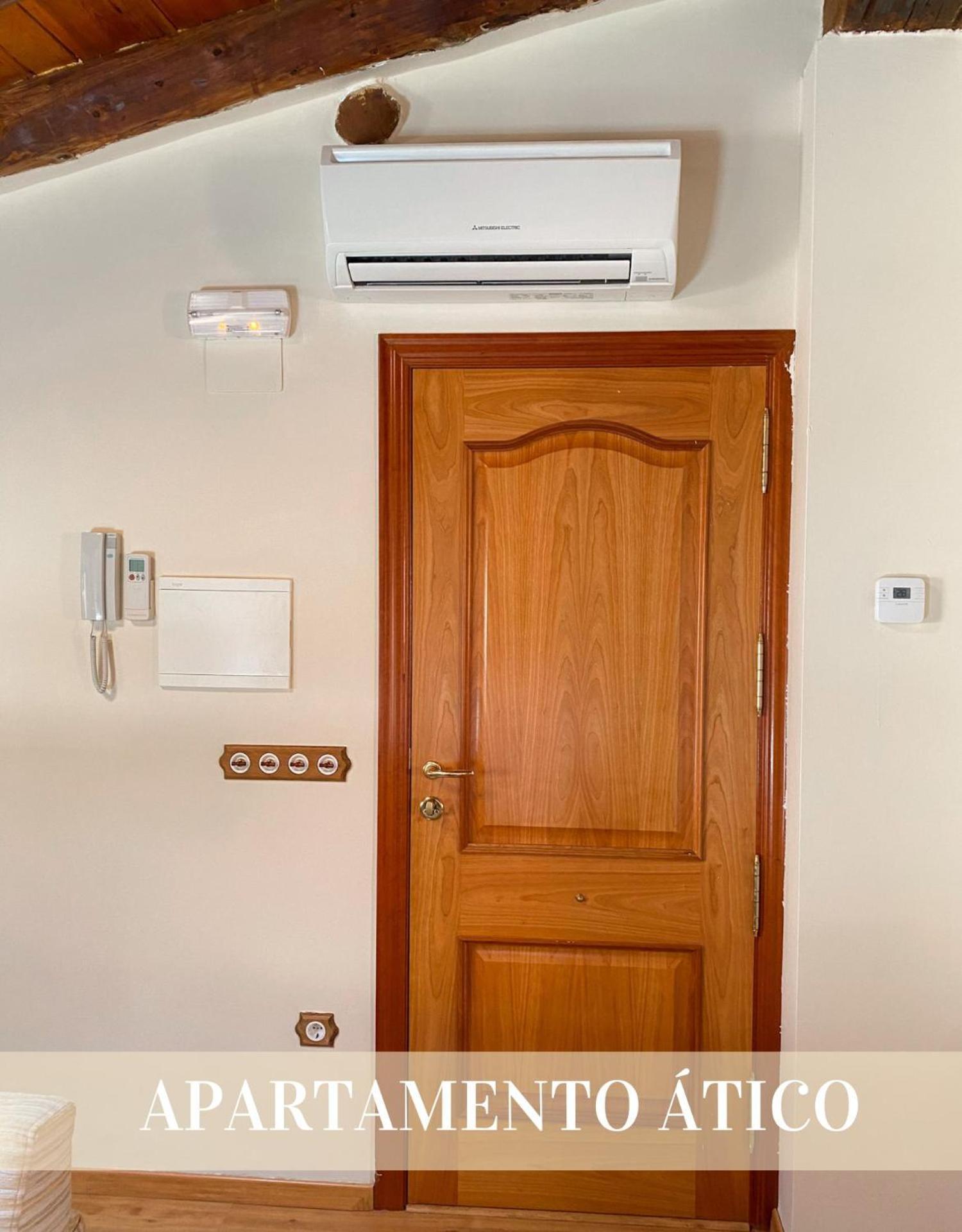 Apolonia, Apartment