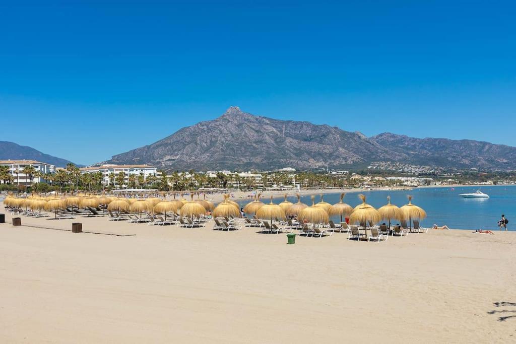 Puerto Banus, Marina Banus, 2br, 2bth, Seaviews And Parking Apartamento *