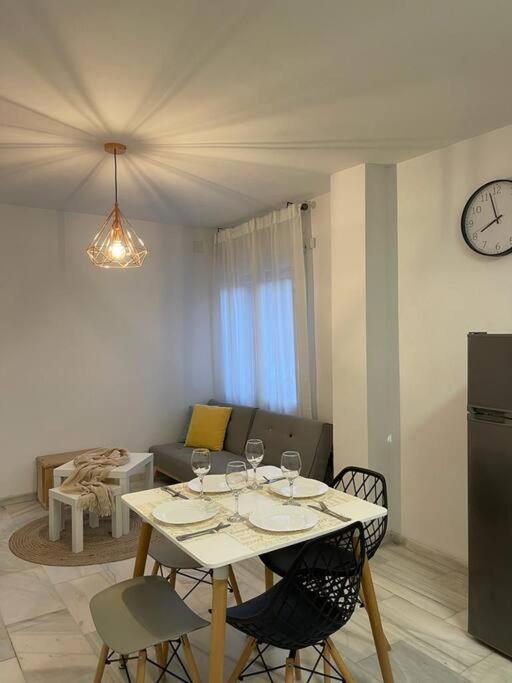 Acogedor Piso A Un Paso De Capital. Apartment Granada