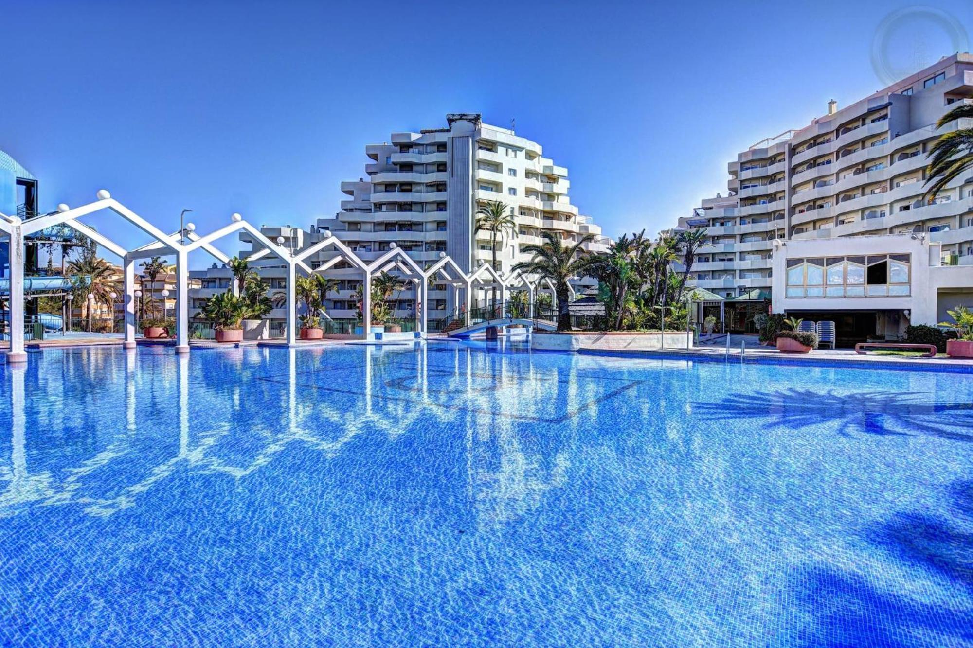Lovely Sea And Garden View Benalbeach Apartamento *