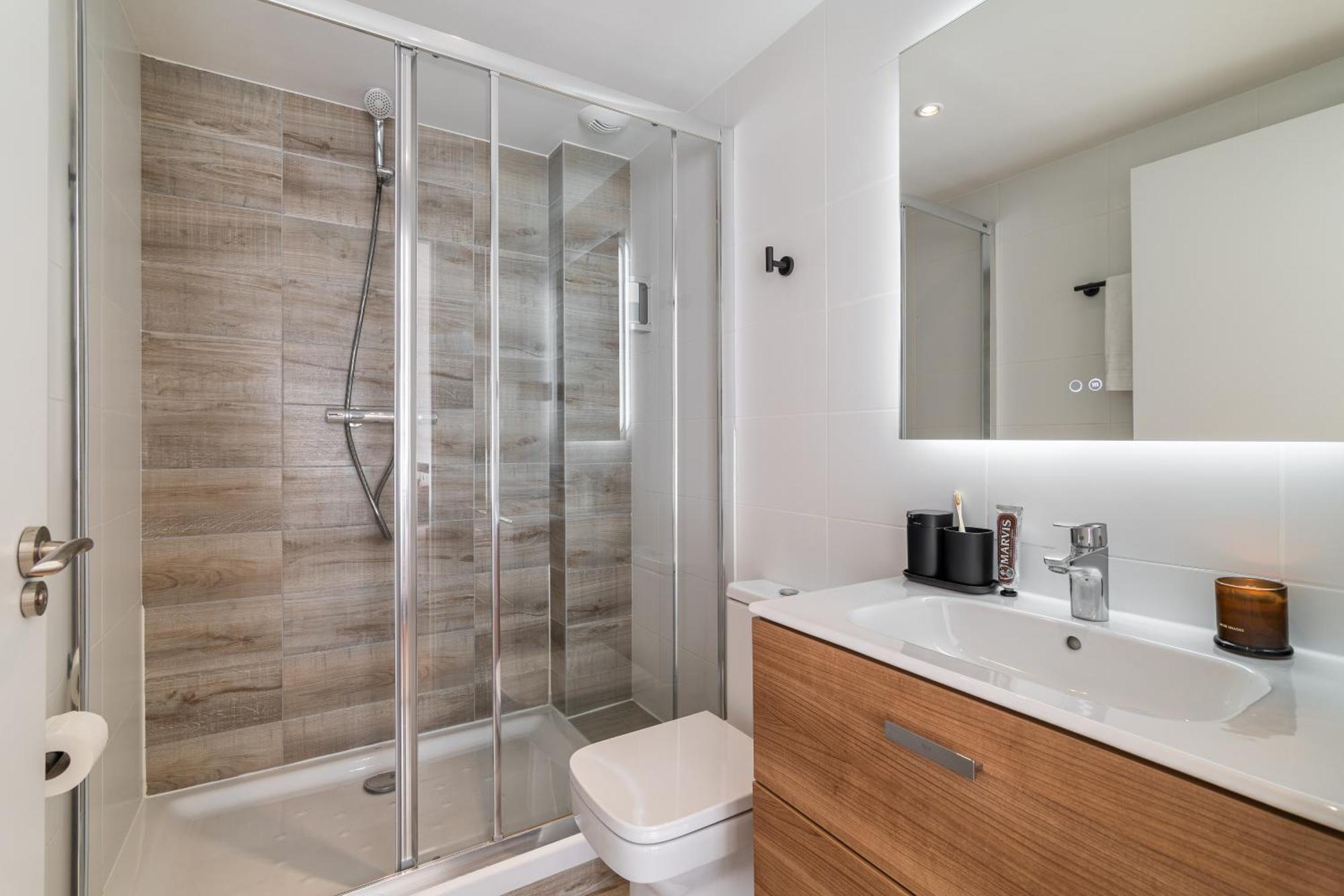 Port Forum By Olala Homes Apartment *