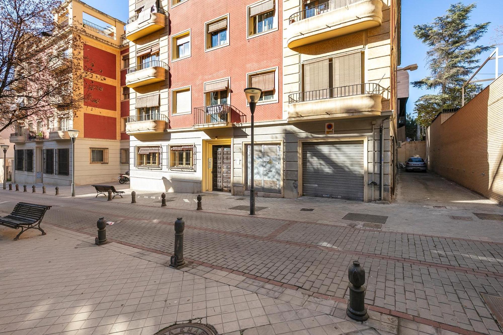 Aire Acondicionado En Toda La Casa Y Parking Incluido Apartamento *