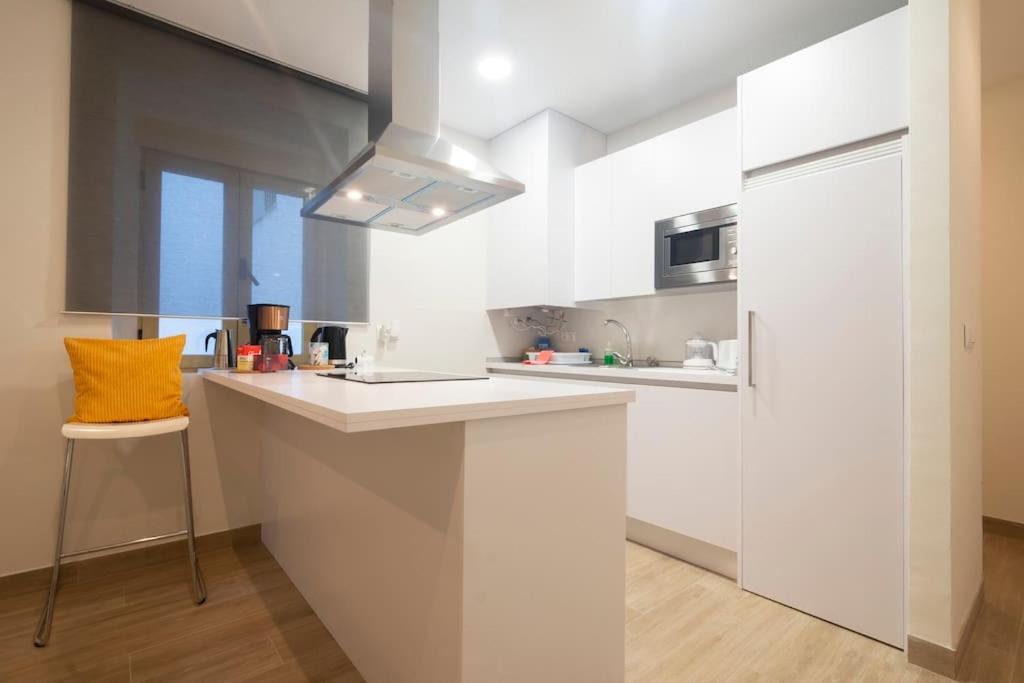 Aire Acondicionado En Toda La Casa Y Parking Incluido Apartamento Granada