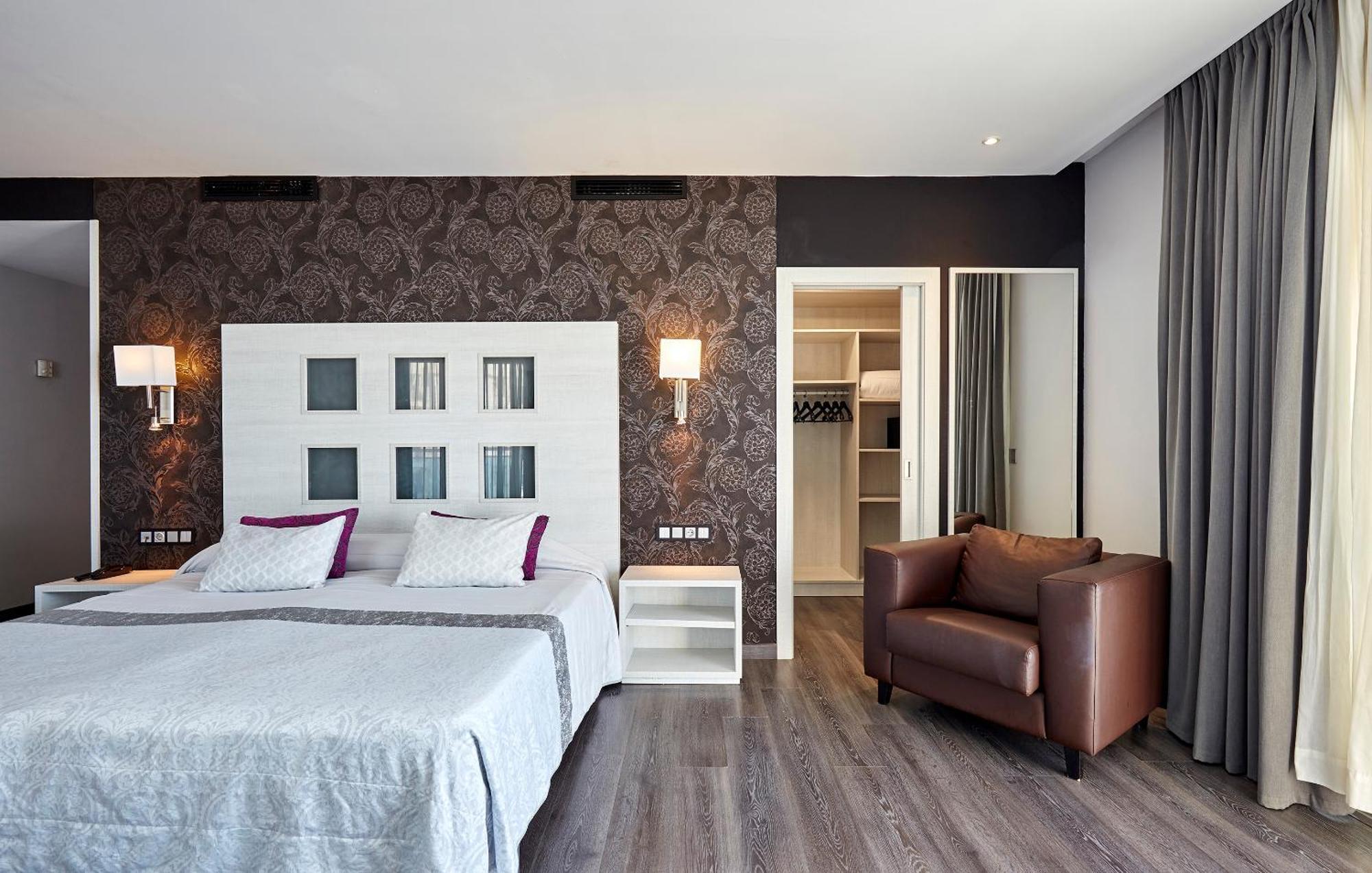 Hotel Surf Mar 4*