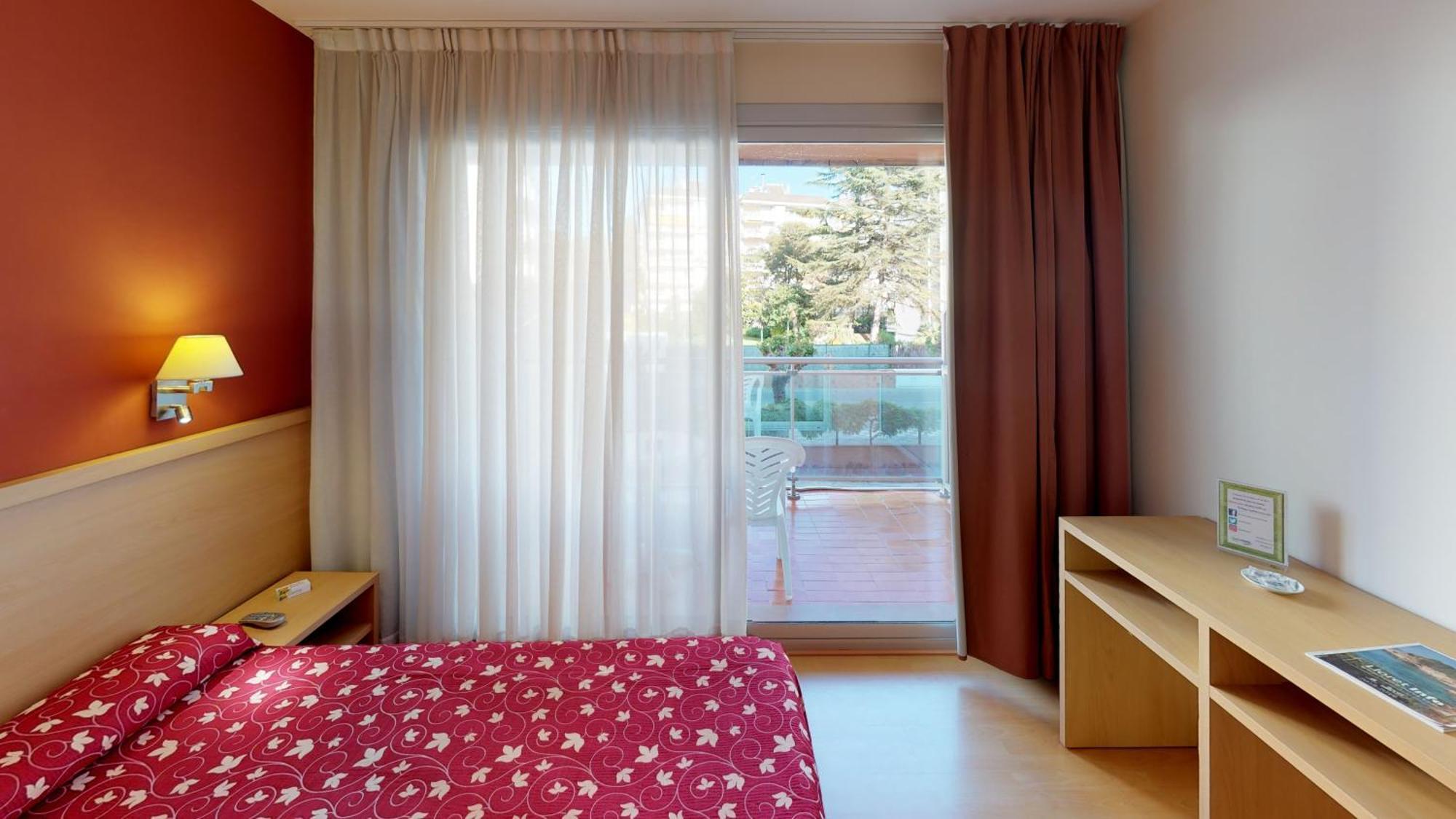 Surf Mar Hotel 4*