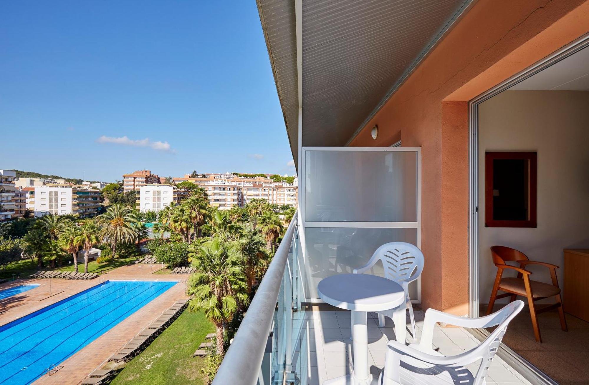 Surf Mar Hotel 4*