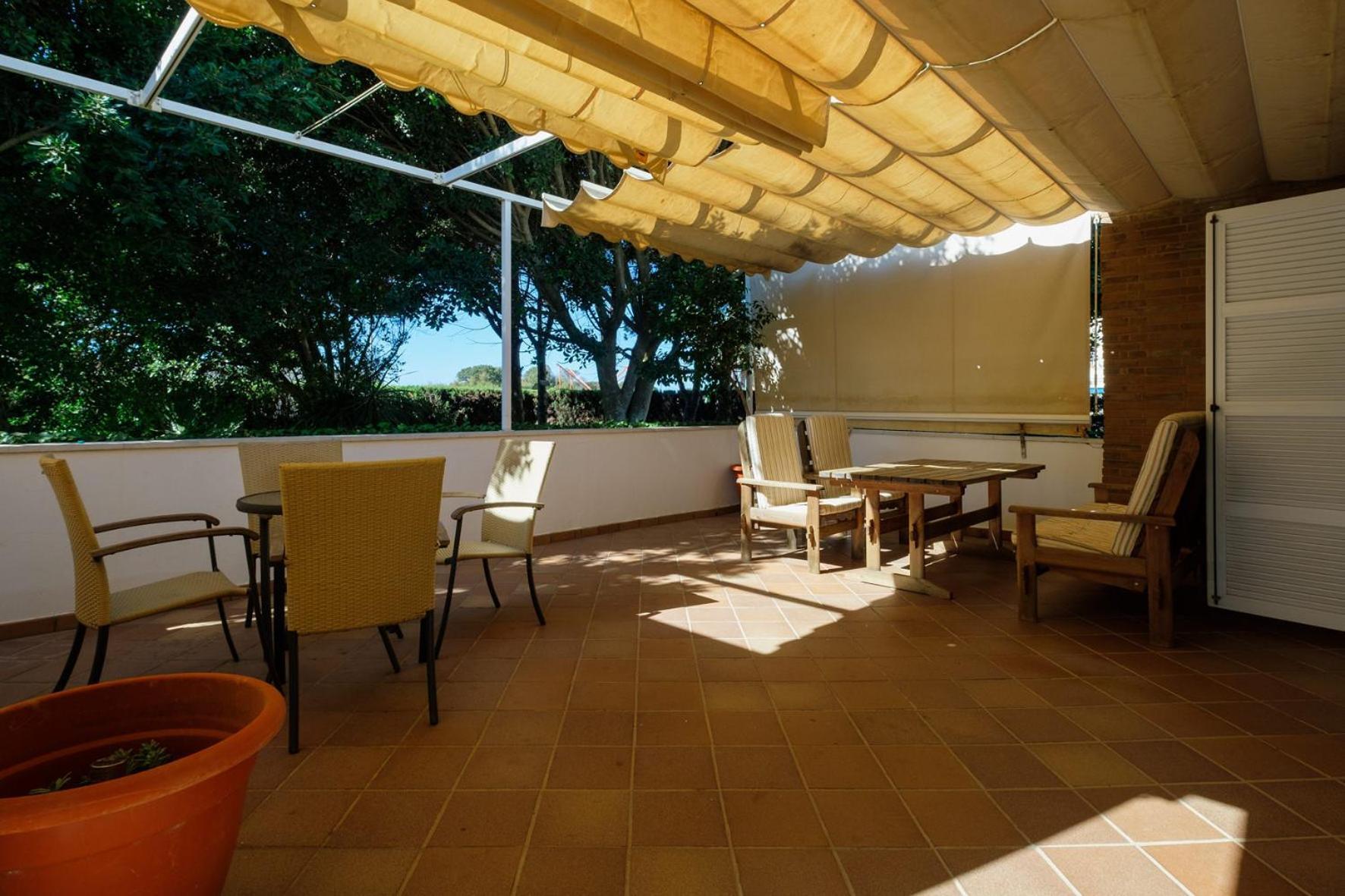 Casa Del Abuelo Holiday home *