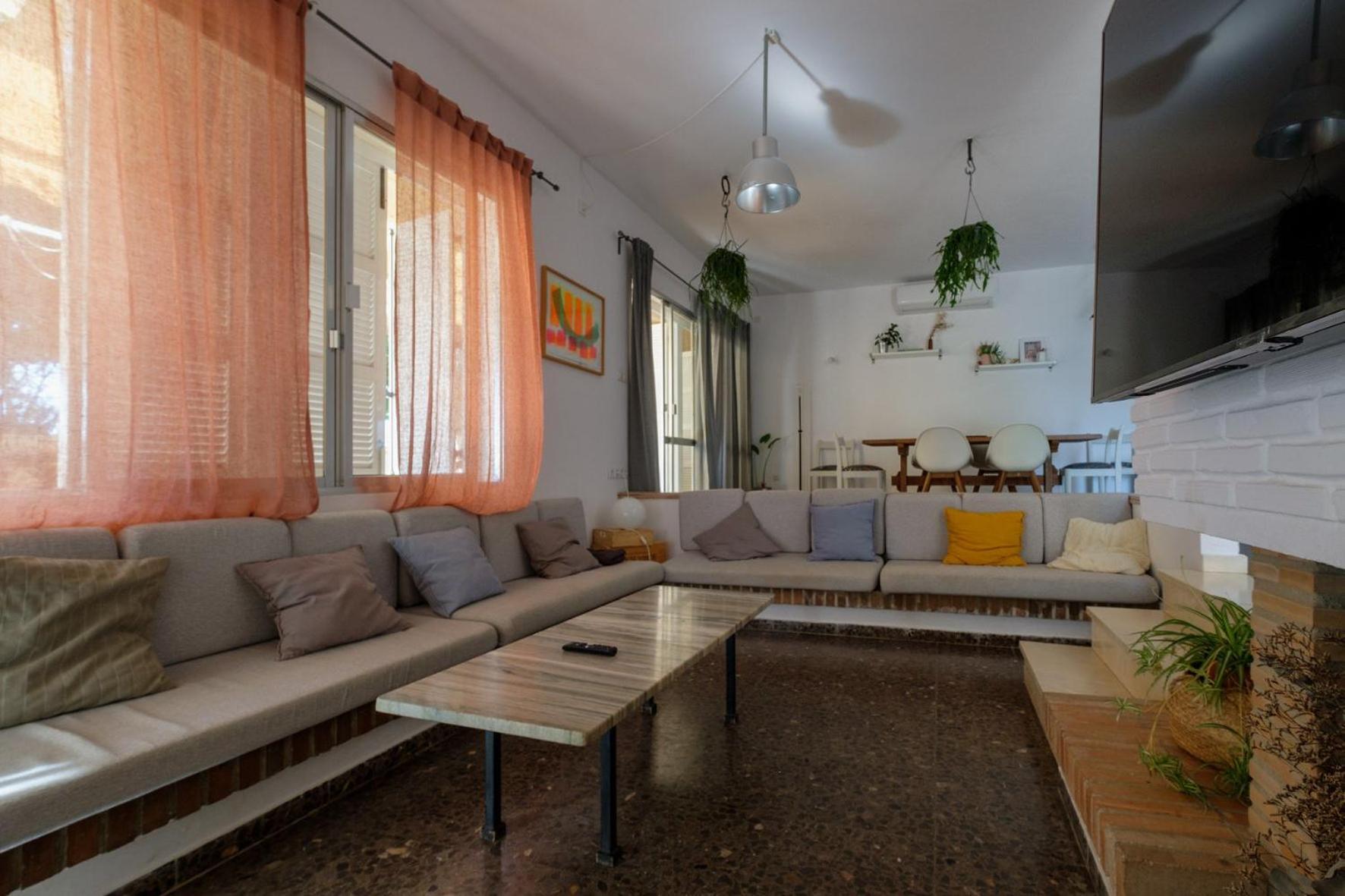 Casa Del Abuelo *