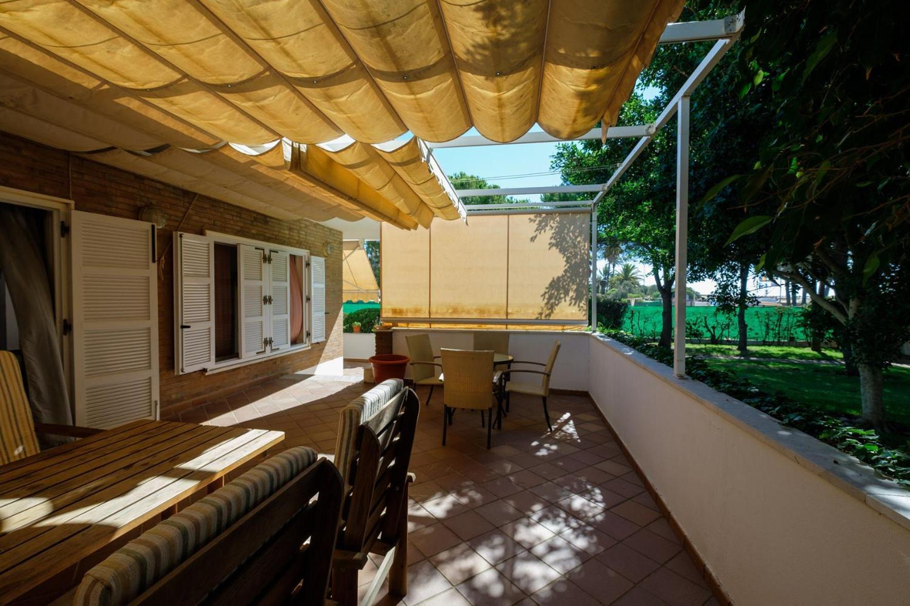 Casa Del Abuelo Isla Canela