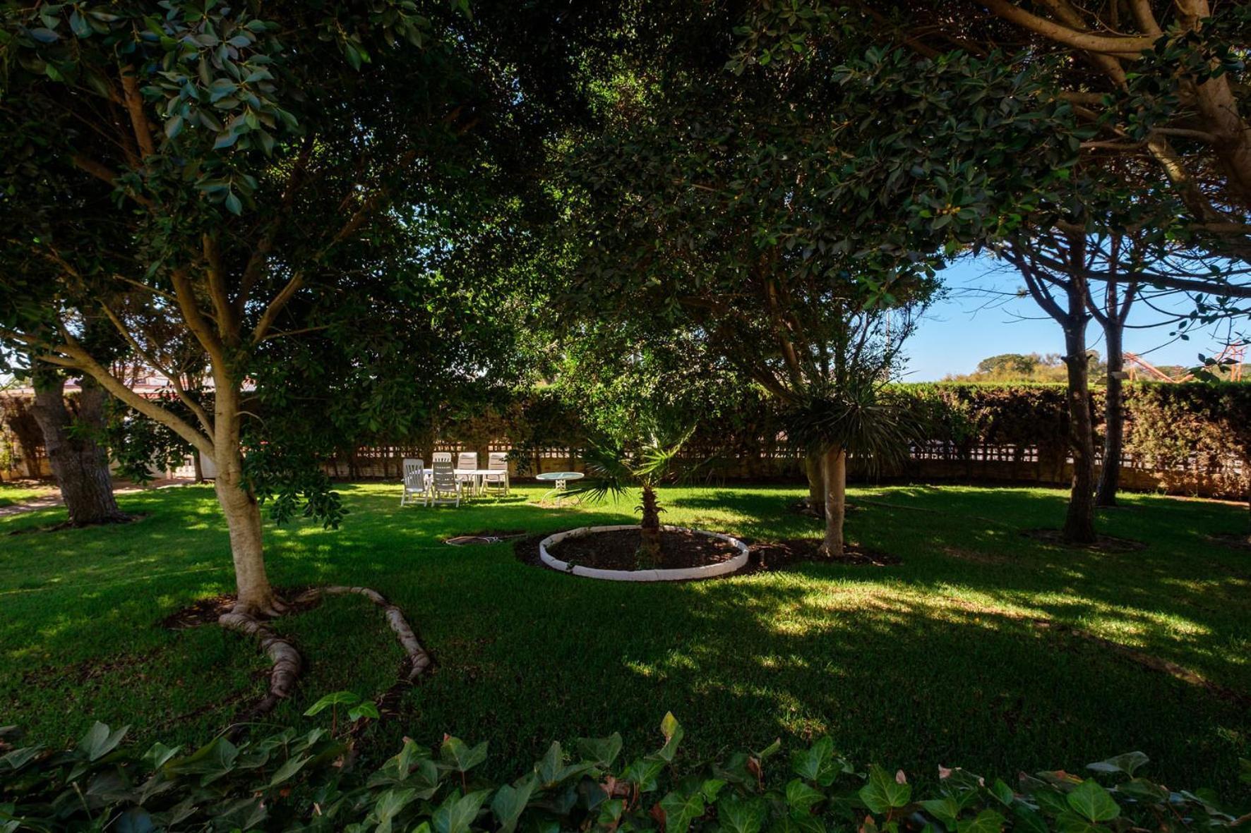 Casa Del Abuelo *