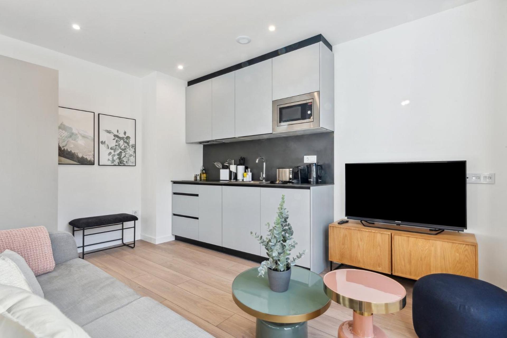 Limehome Carrer Del Pare Palau I Quer Apartment *