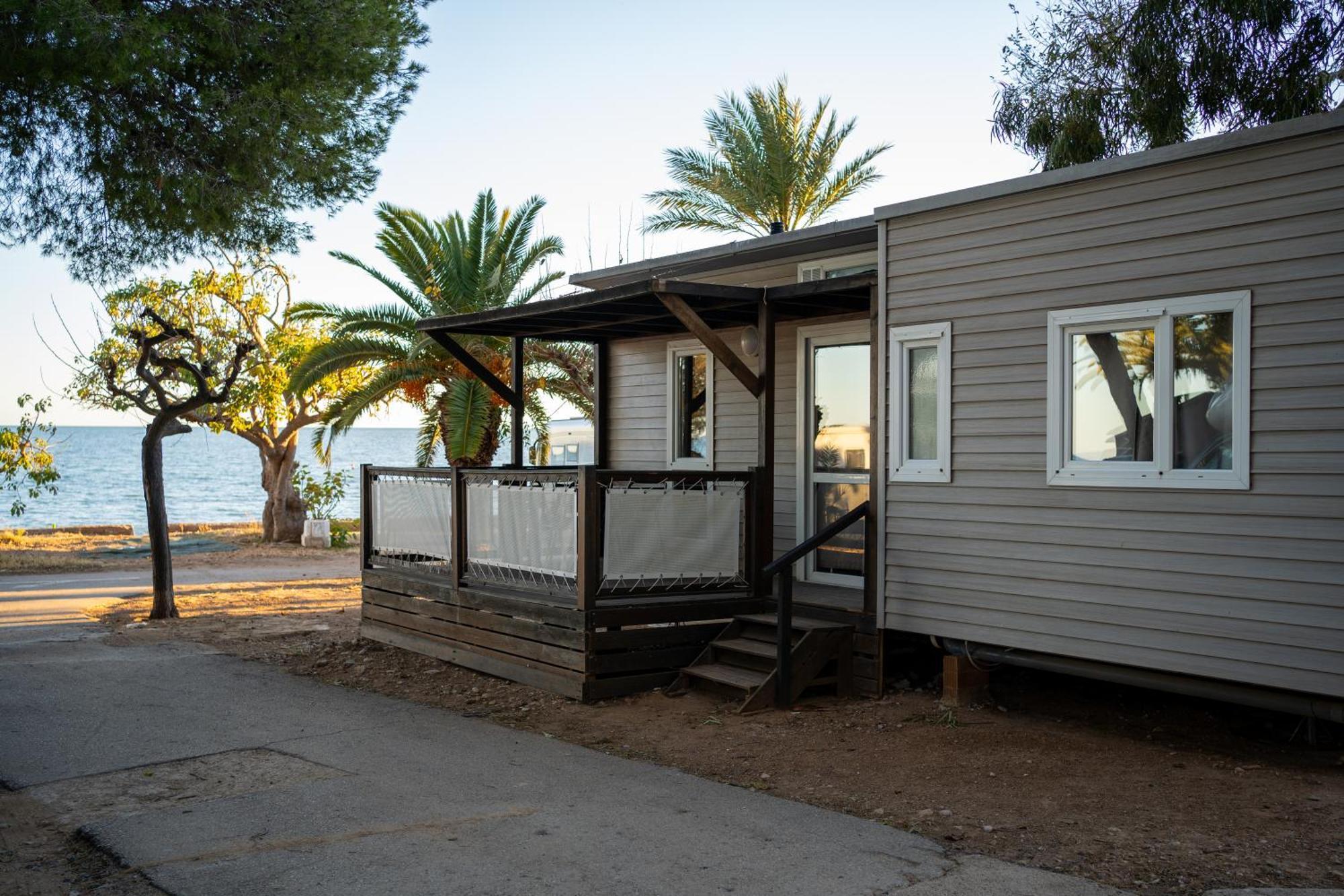 Camping Alfacs Village 3*