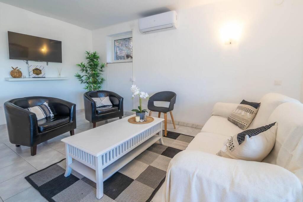 La Maison Snoopy, 6-8 Persons, Near Beach, Seaview Apartamento *