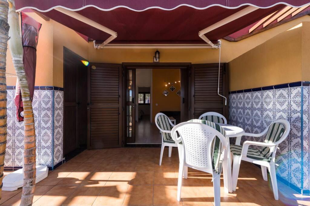 Cozi In Maspalomas Apartamento *