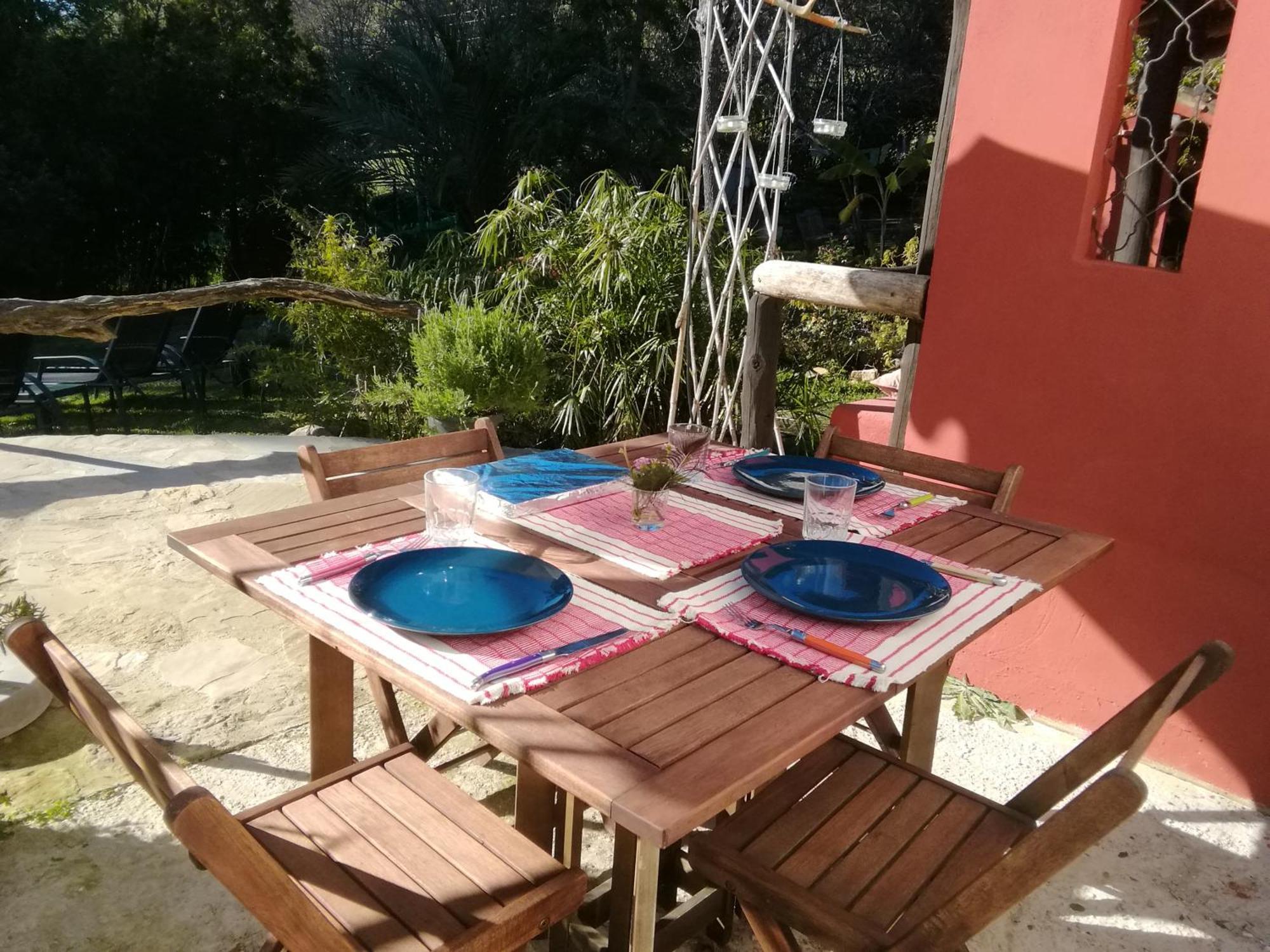 Eco Moyano Lodge *