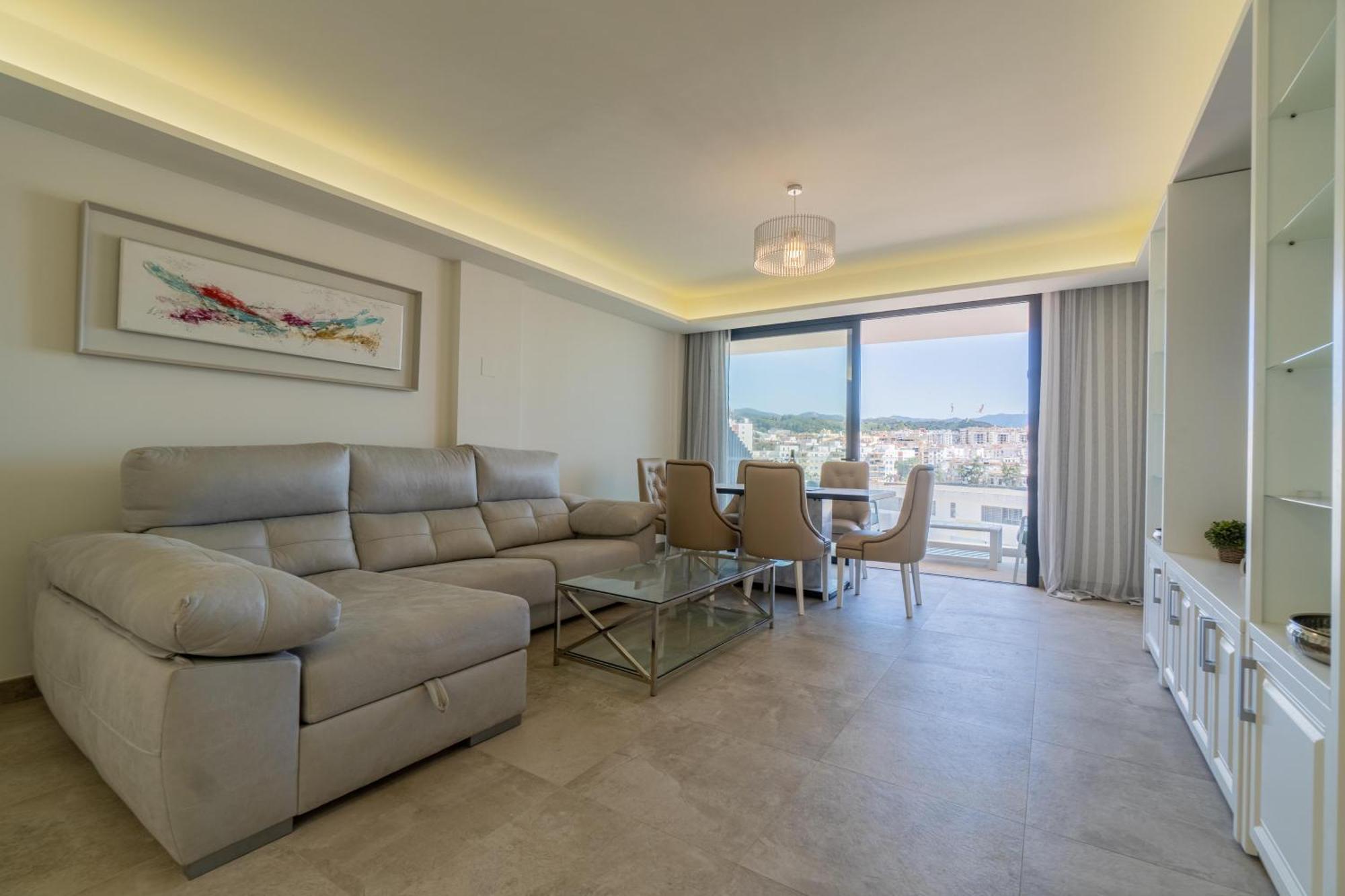 Modern In Ref M39 Apartamento Estepona