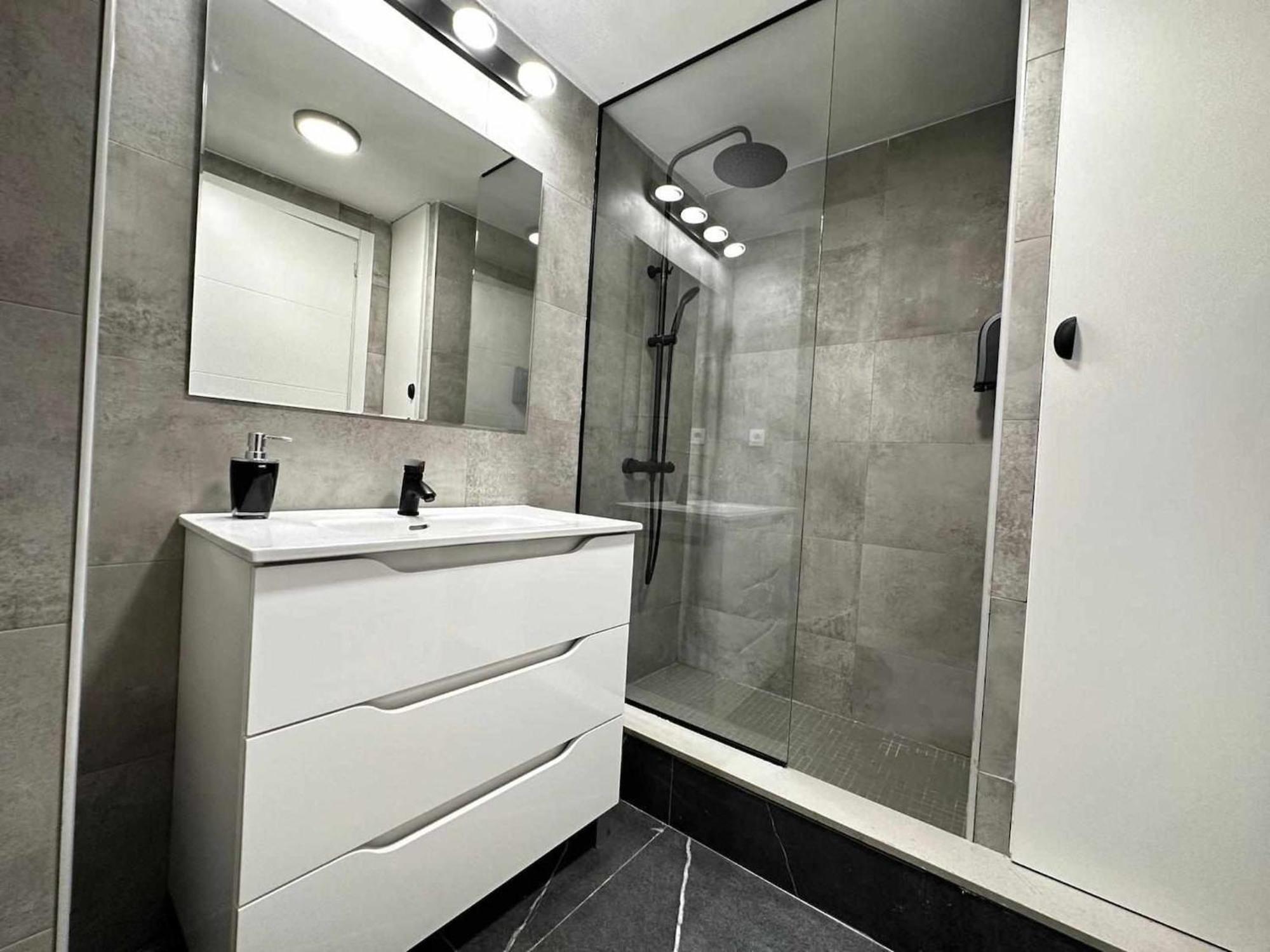 Apartment A H Gogh Vinaros