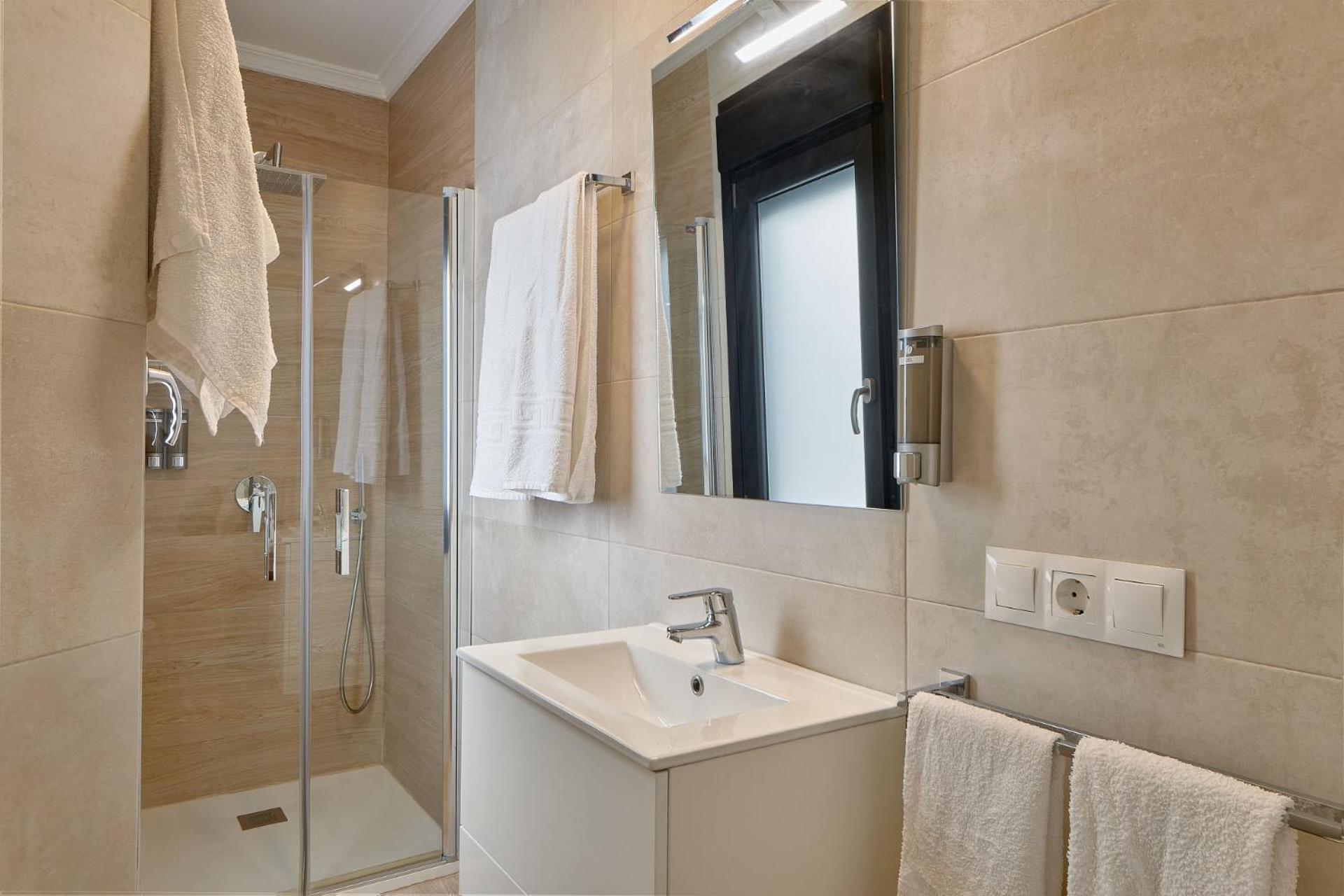 Nueva 22 * Nerja