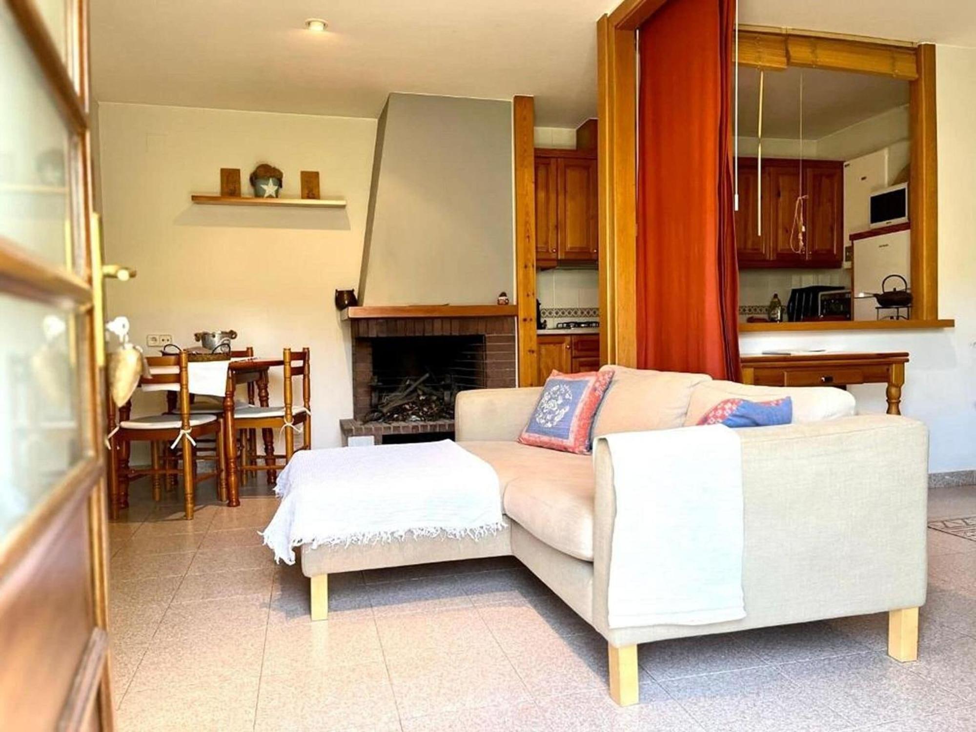 Holiday home Rural With Views And Shared Pool