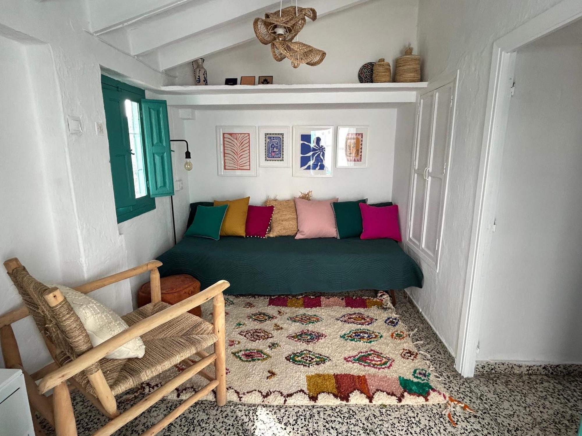 Casa Azahar; 2 Charming Casitas Near La Holiday home Vinuela