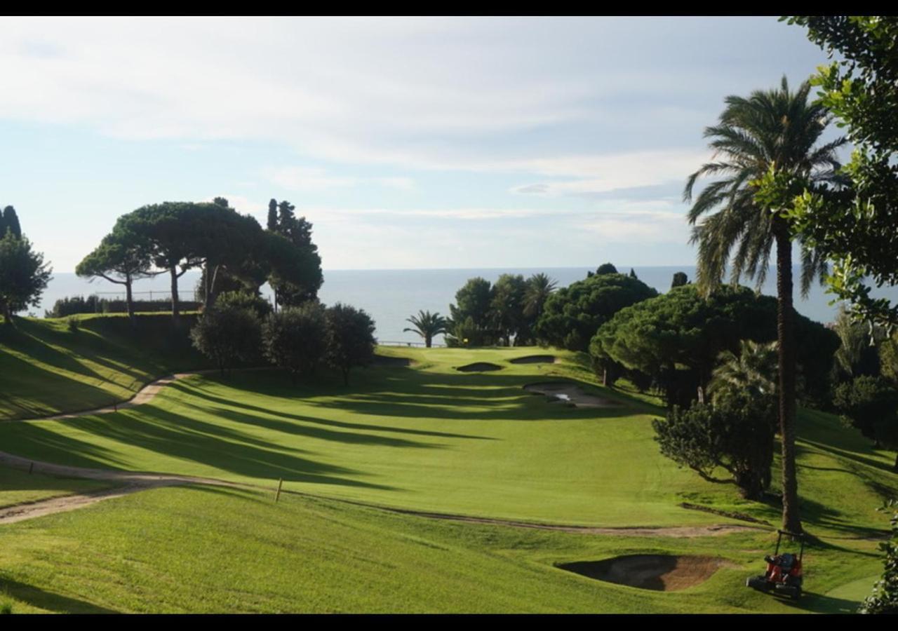 Villa Costa Maresme, Barcelona ,valentinos House & Pool