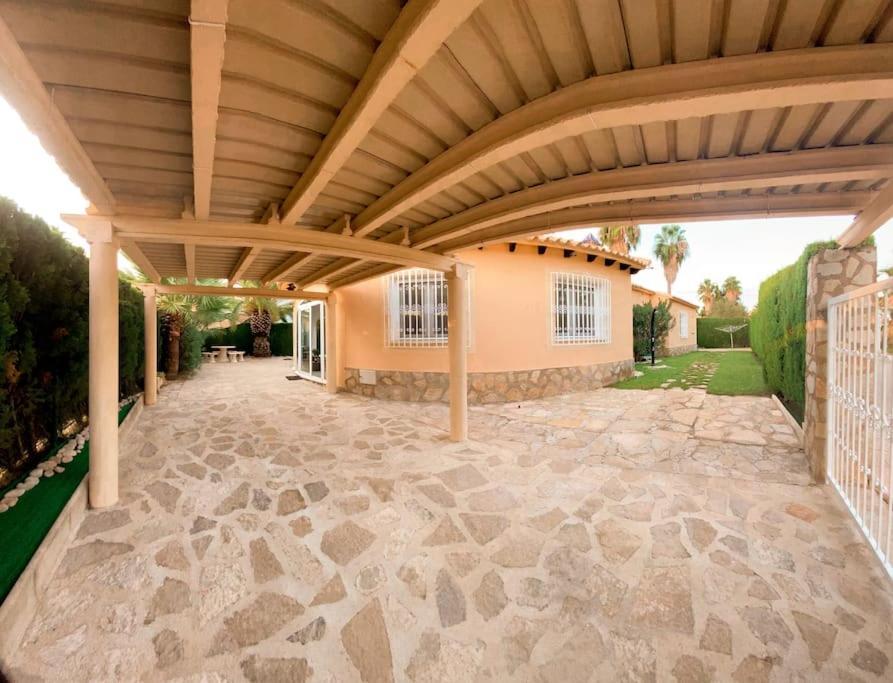 Villa Impresionante Con Piscina - Nova