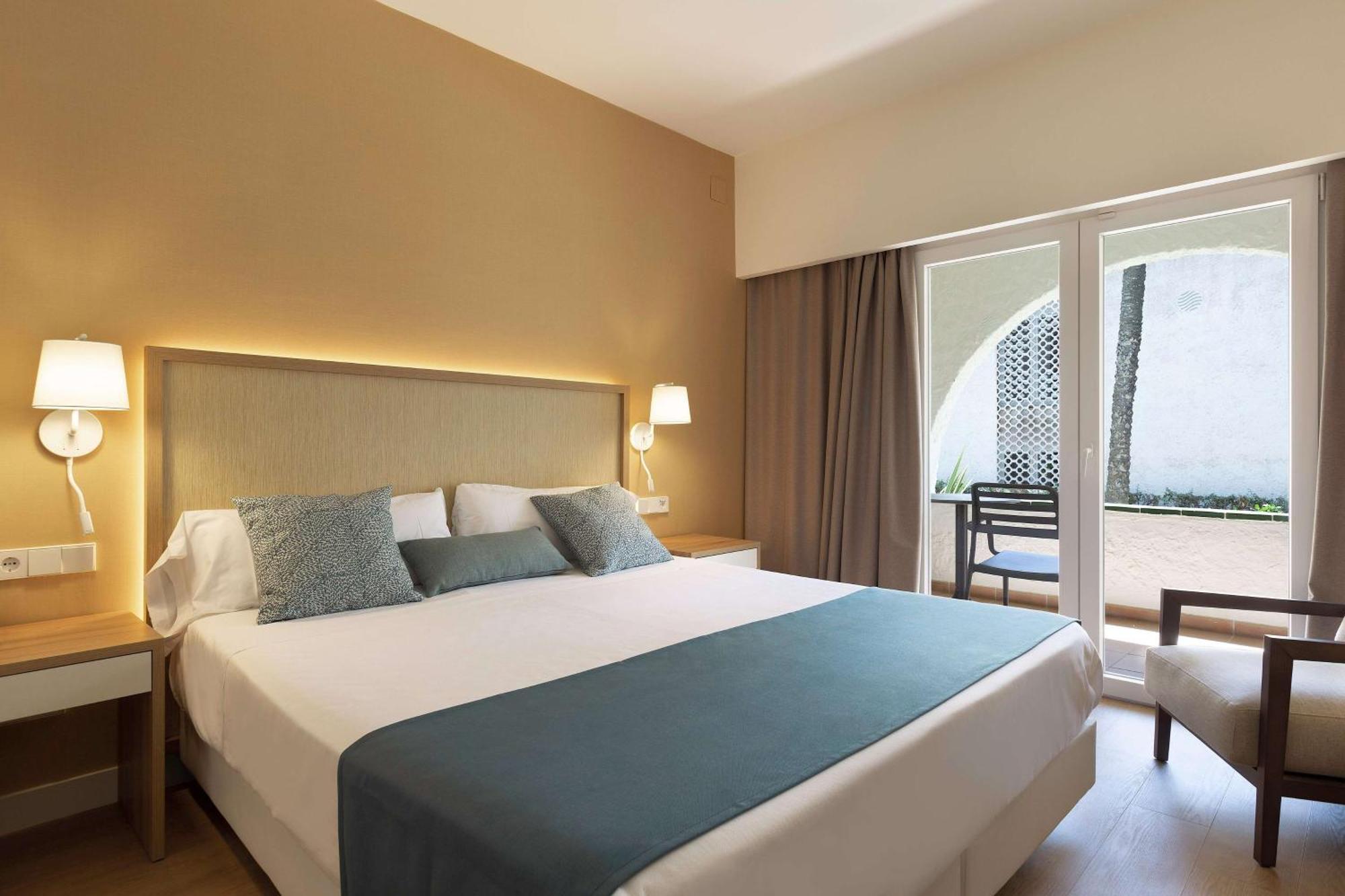 Aluasoul Menorca - Adults Only 4* S'Algar