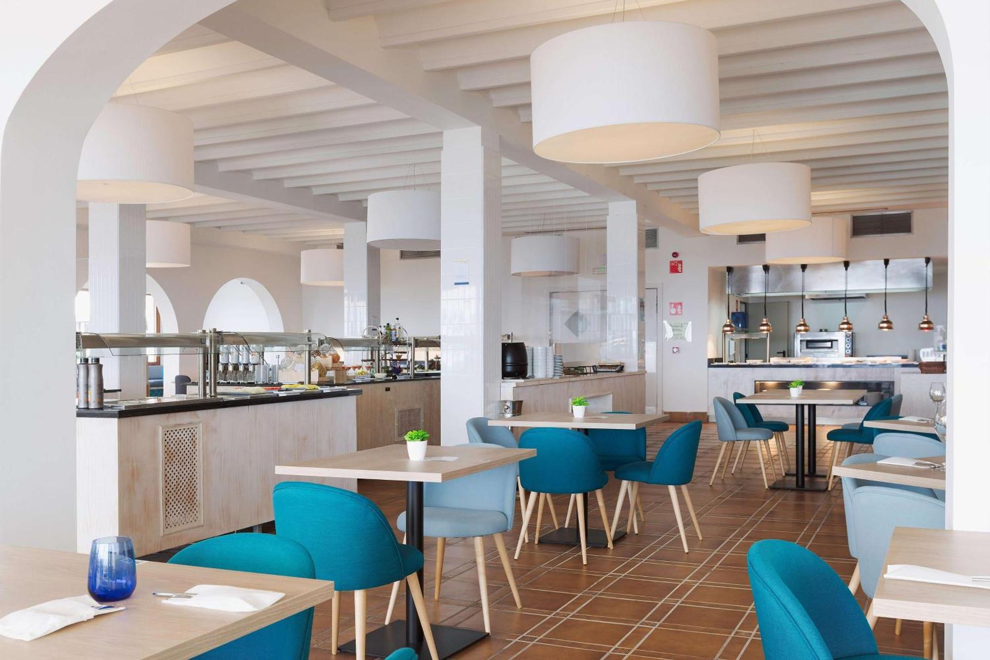Hotel Aluasoul Menorca - Adults Only