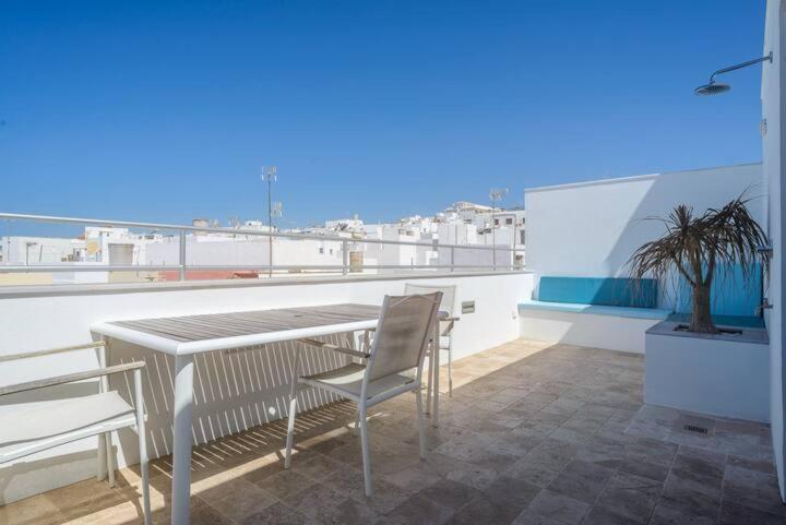 Con Terraza Vistas Al Mar. Apartment *