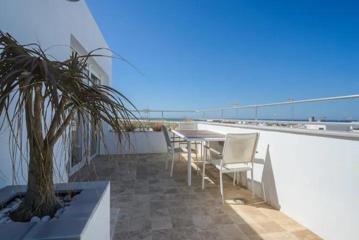 Apartment Con Terraza Vistas Al Mar. *