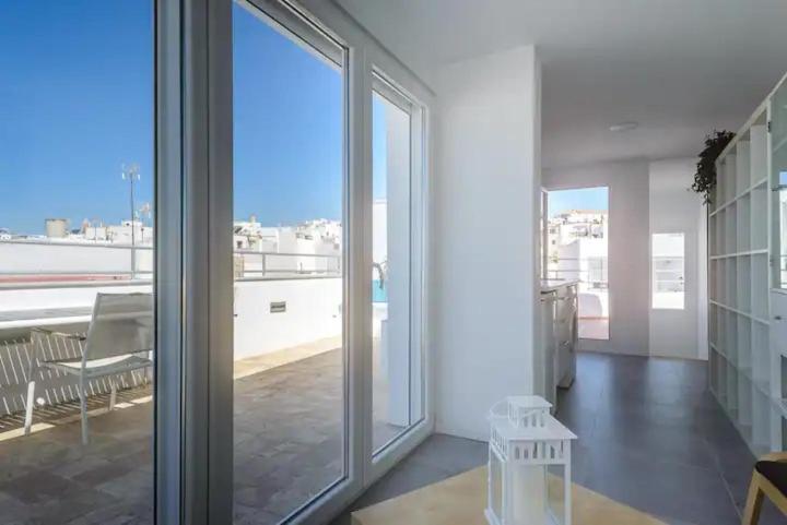 Con Terraza Vistas Al Mar. Apartment